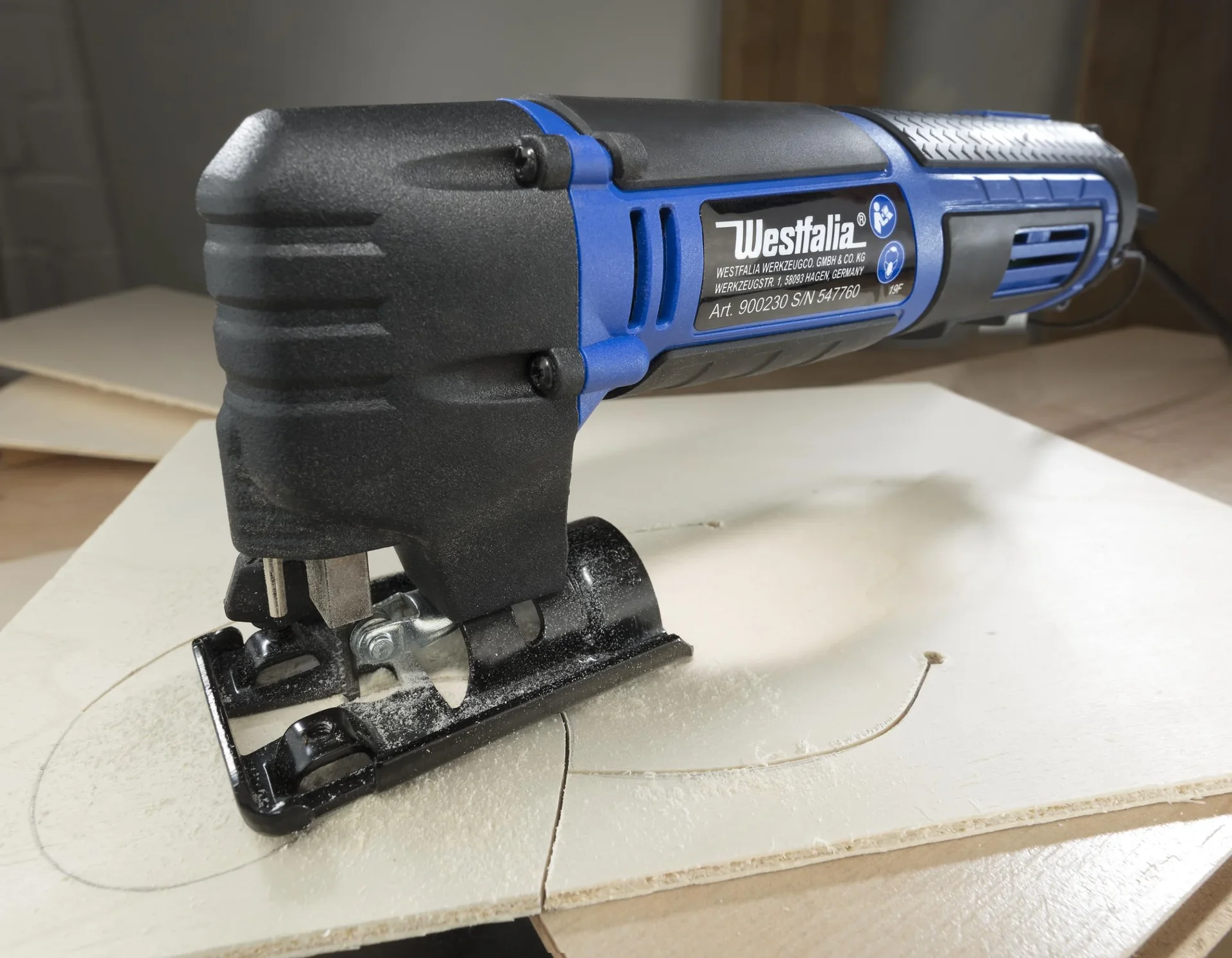 Mini Stichsäge 75 Watt inklusive 16-teiligem Klemmen und Zwingensatz - 1