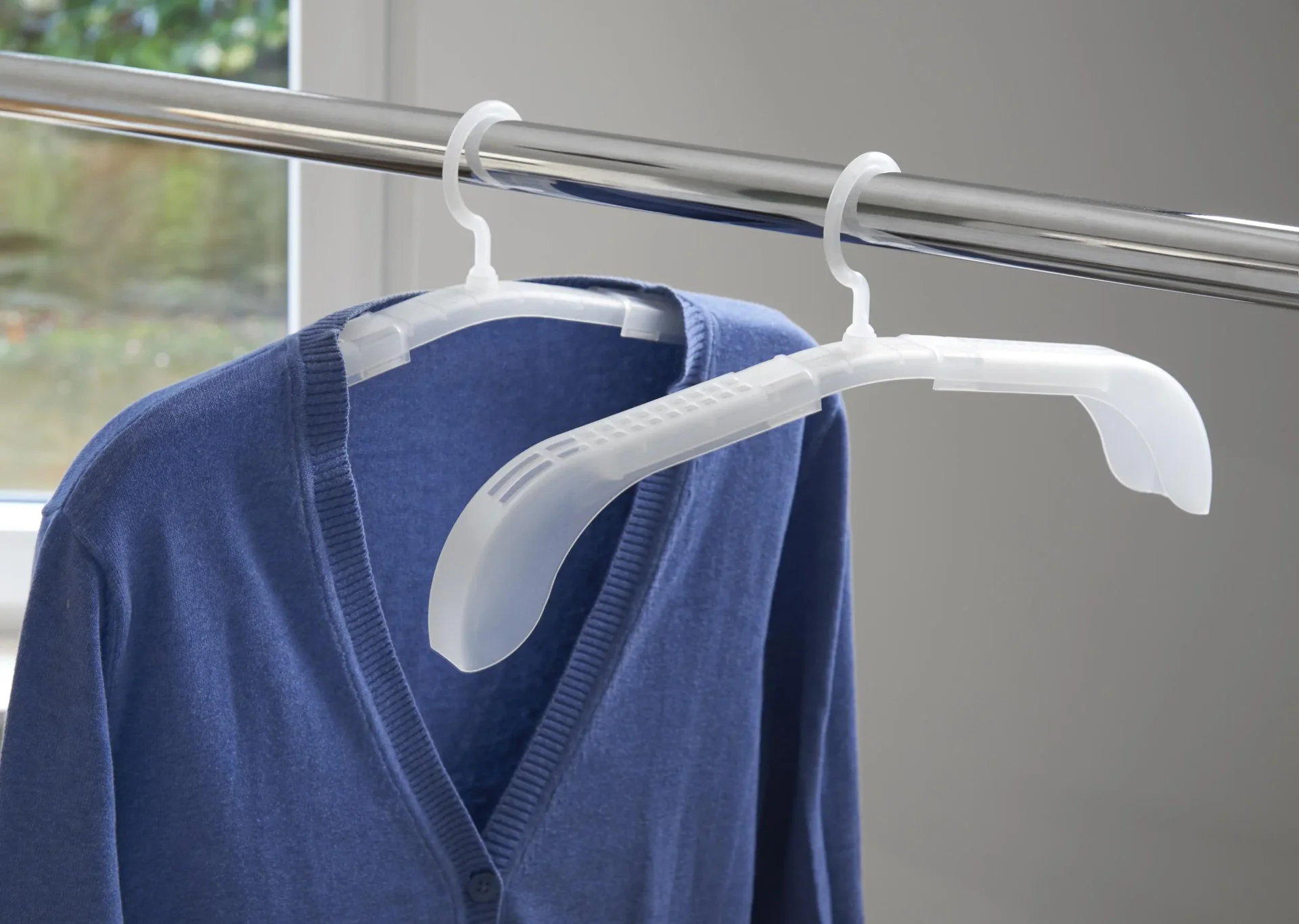 Ausziehbarer Kleiderbügel, 6er Set, ausziehbar 37,5 - 51,5 x 4 cm - 4