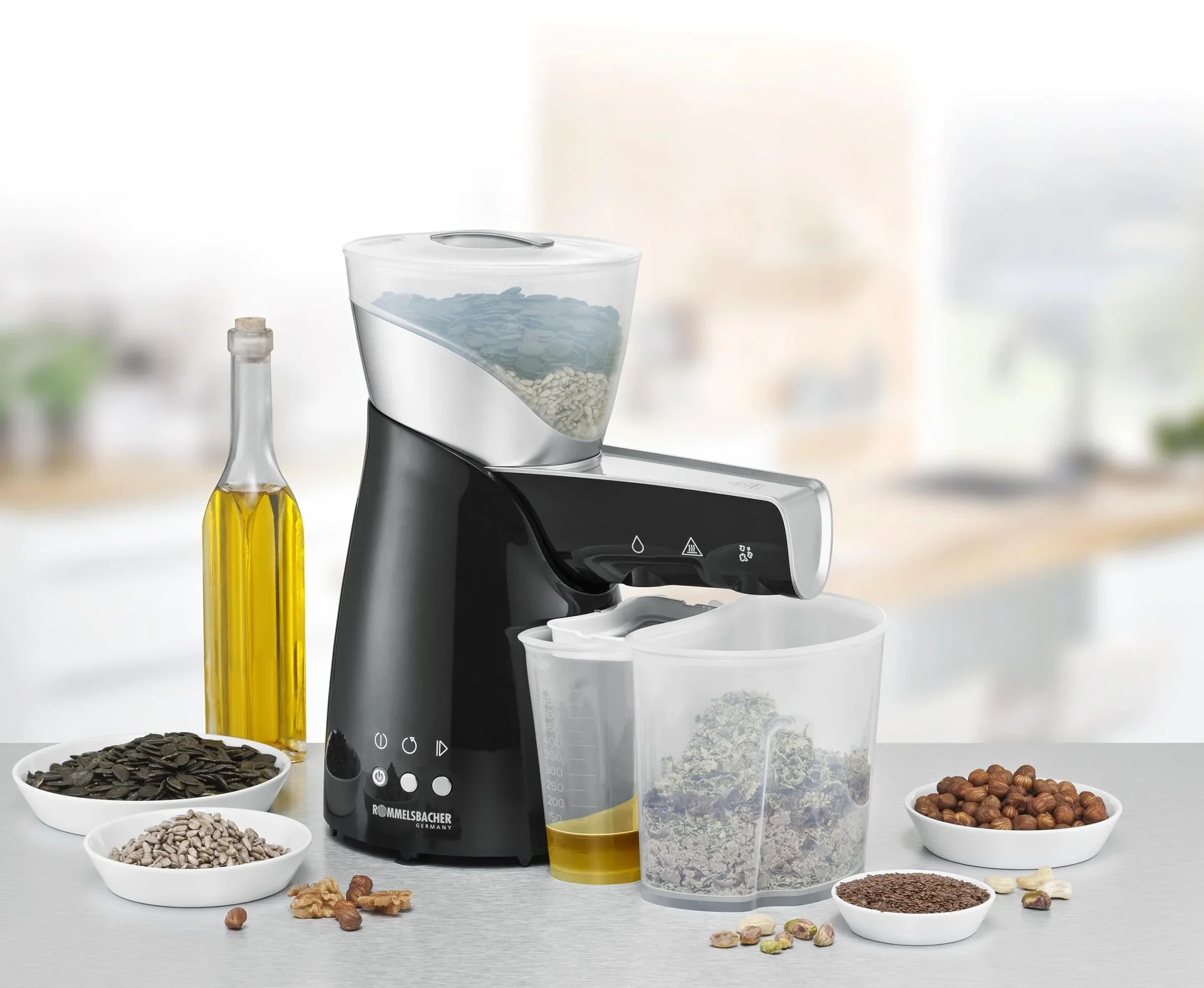 Elektrische Ölpresse OP 700 "Emilio", mit 2 Förderschnecken aus Edelstahl, 650 Watt - 1