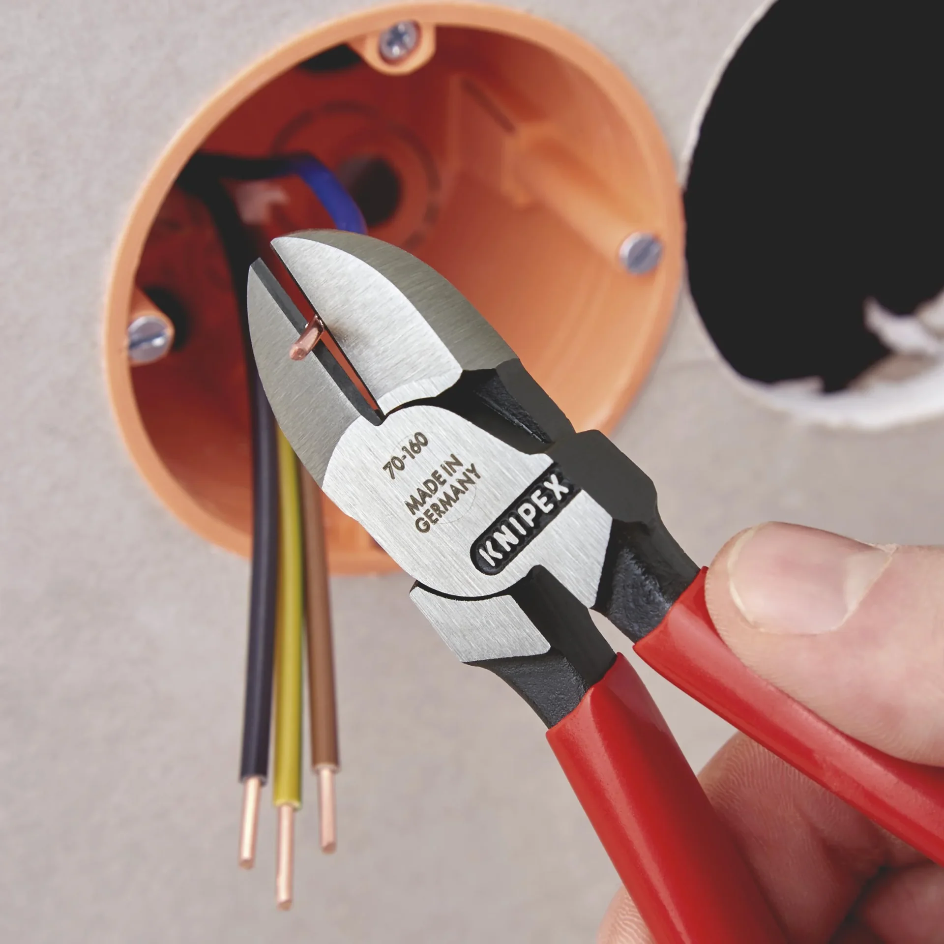 Seitenschneider mit Kunststoff überzogen schwarz atramentiert poliert 160 mm Schneide mit Facette - 0