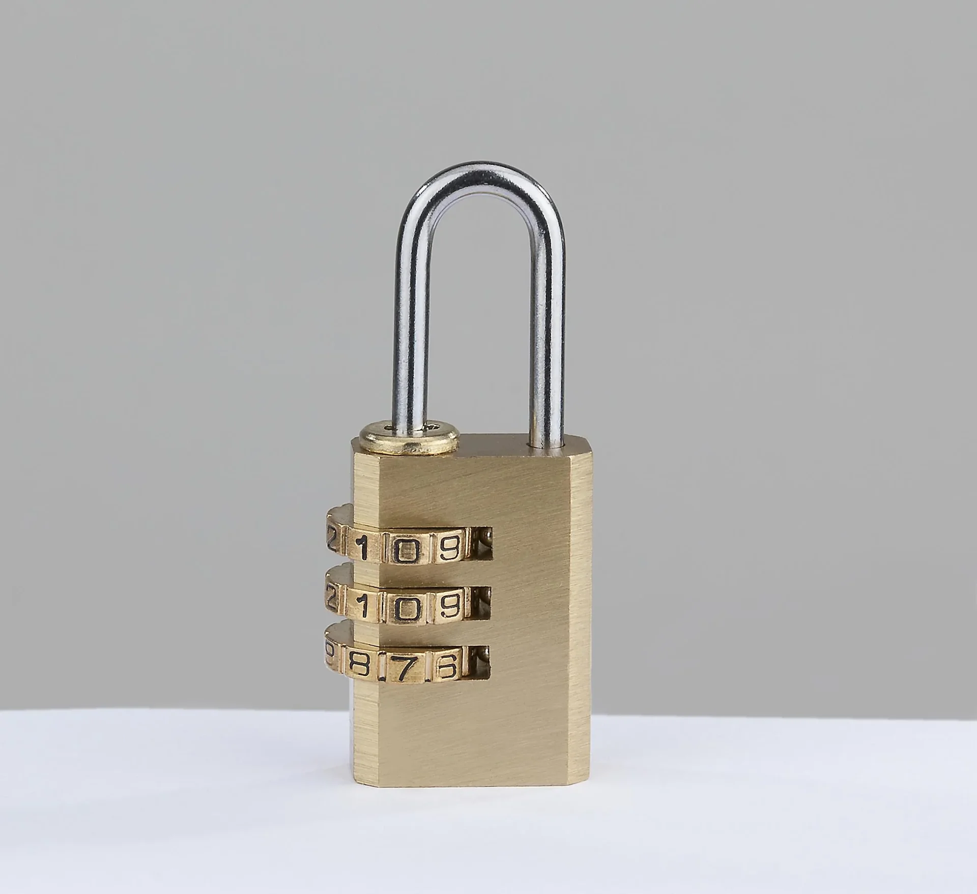 4 teiliges Schloss-Set *Gratis* - 7