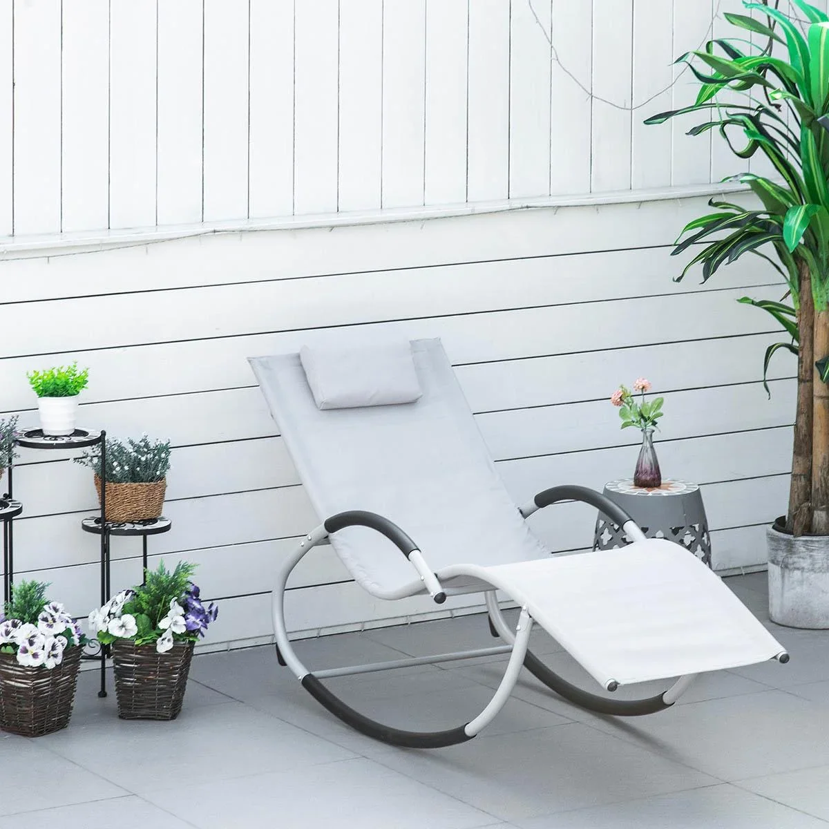 Gartenschaukelstuhl mit Kopfstütze Schaukelstuhl Metallgeflecht hellgrau 65 x 144 x 83 cm - 3