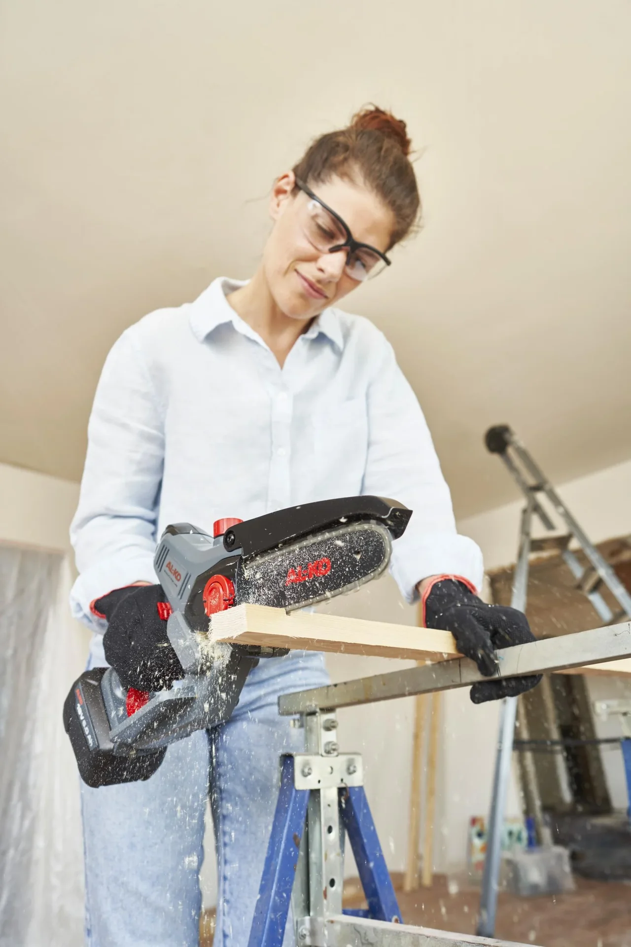 Akku-Minikettensäge CSM 1815 inklusive 1 Akku und Ladegerät, 18 V BOSCH HOME AND GARDEN COMPATIBLE - 2