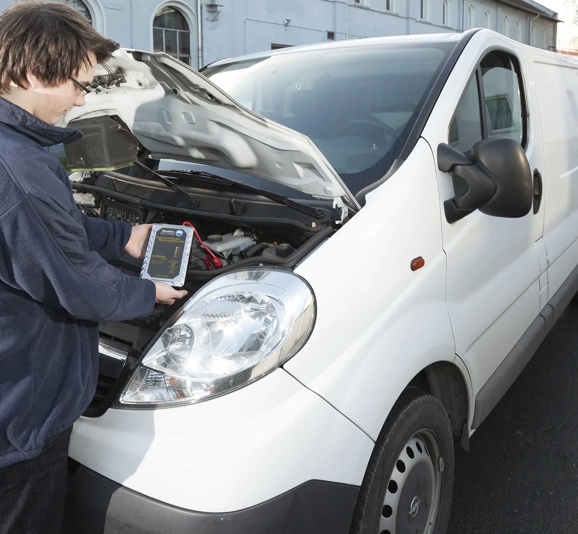 Mobile Starthilfe Box " Jump Starter " - ULTRACAP MSB300A - 3