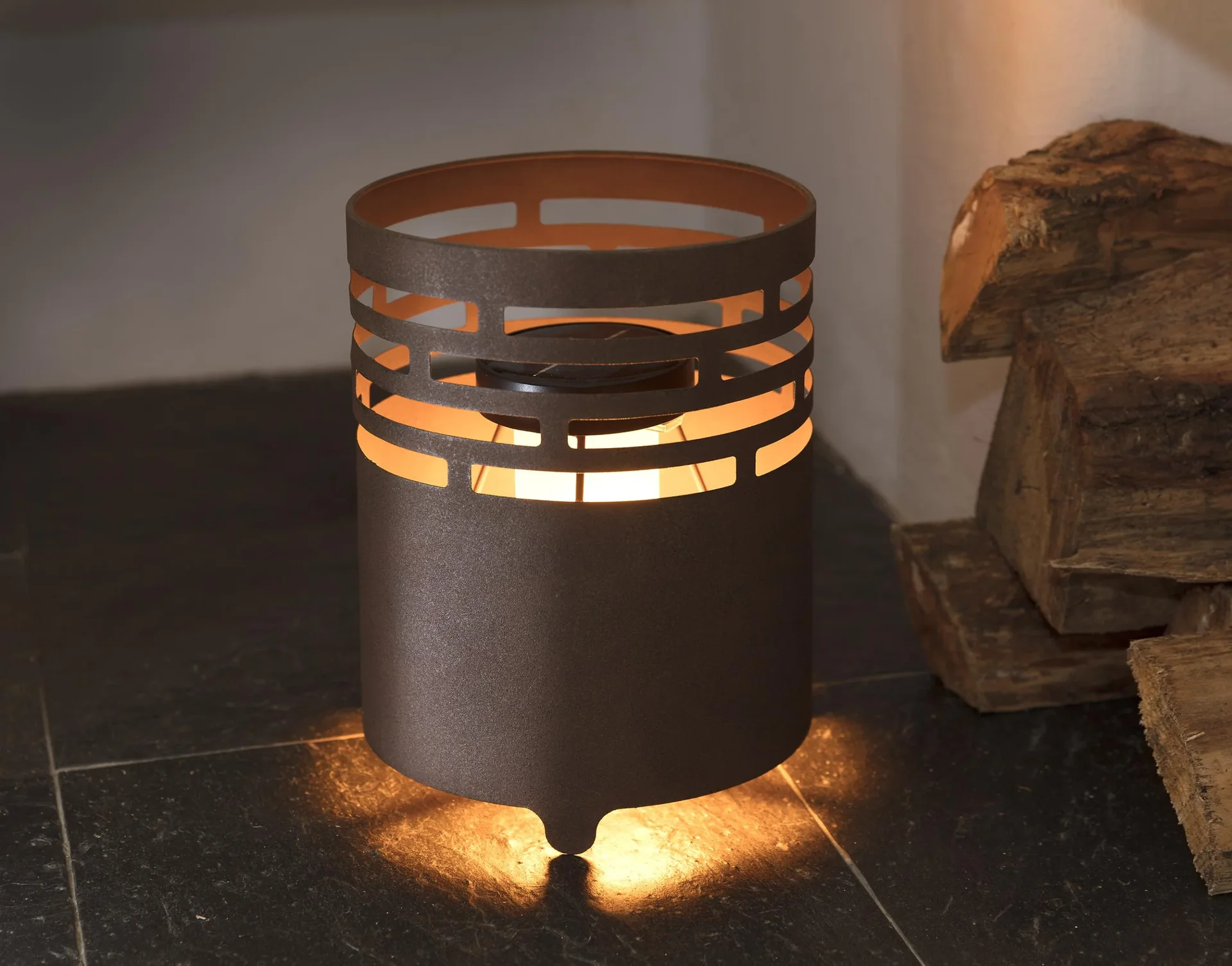 Solar Kamin mit realistischem Flammeneffekt - 2