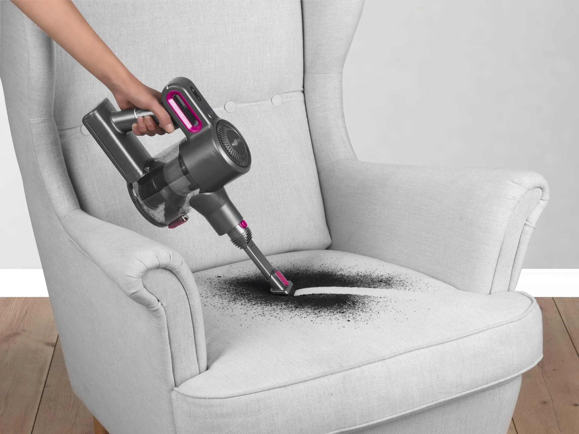 Akku-Hand- und Bodenstaubsauger, Saugkraftregulierung, 3-fach-Filter, mit Wandhalterung und LED-Beleuchtung, 150 Watt - 3