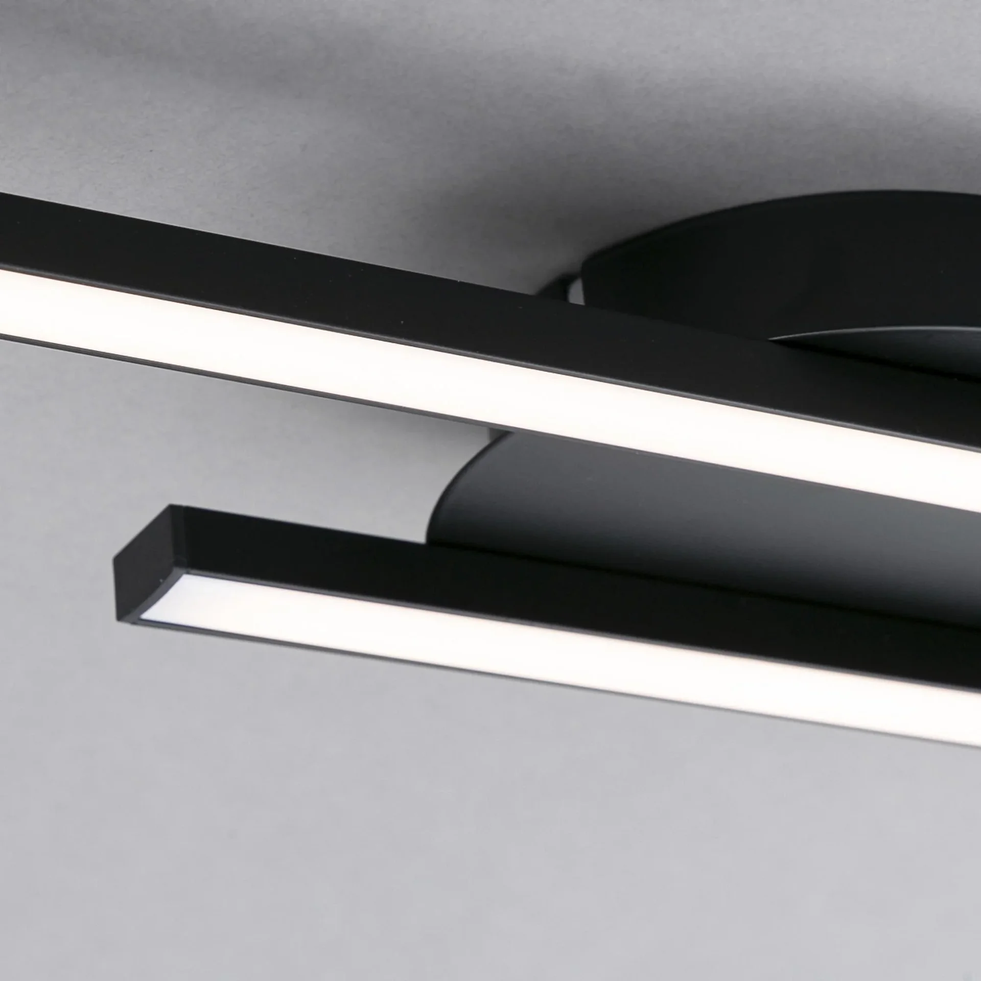 LED Wand- und Deckenleuchte, 2 LED Stäbe gerade, schwarz, 12 Watt, 960 lm, 3.000 K - 3