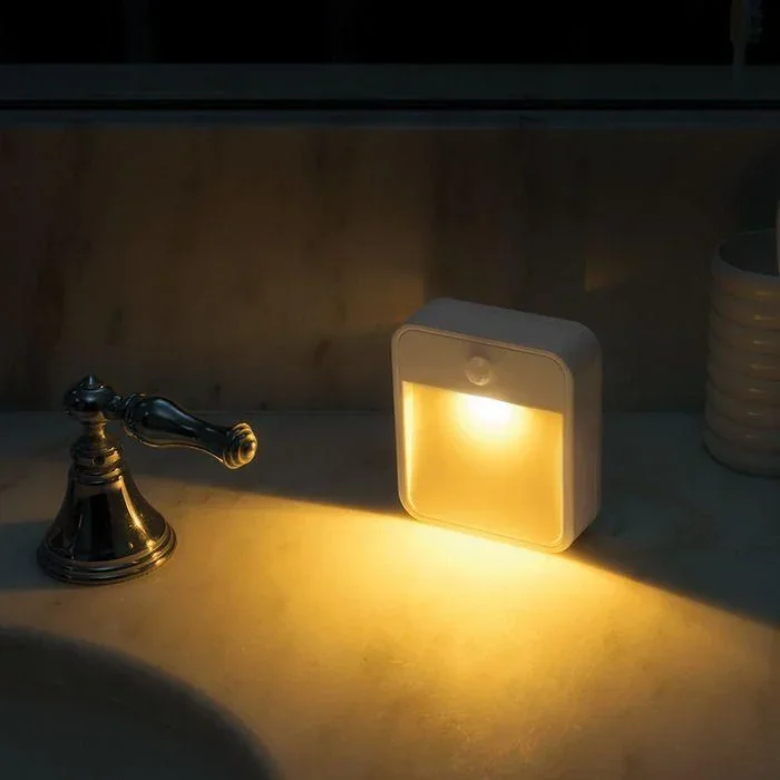 LED Treppenlicht weiß mit Bewegungsmelder Amber MB720A 2er Pack IP44 20 Lumen - 1