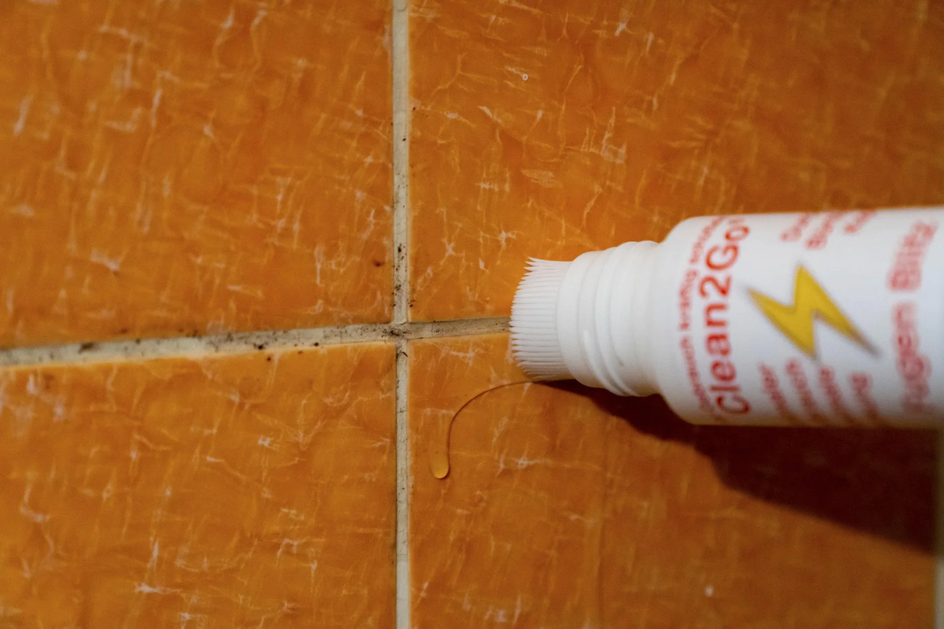 Schimmel-Haftentferner „Blitz“, mit Bürstenkopf, 200 ml - 1