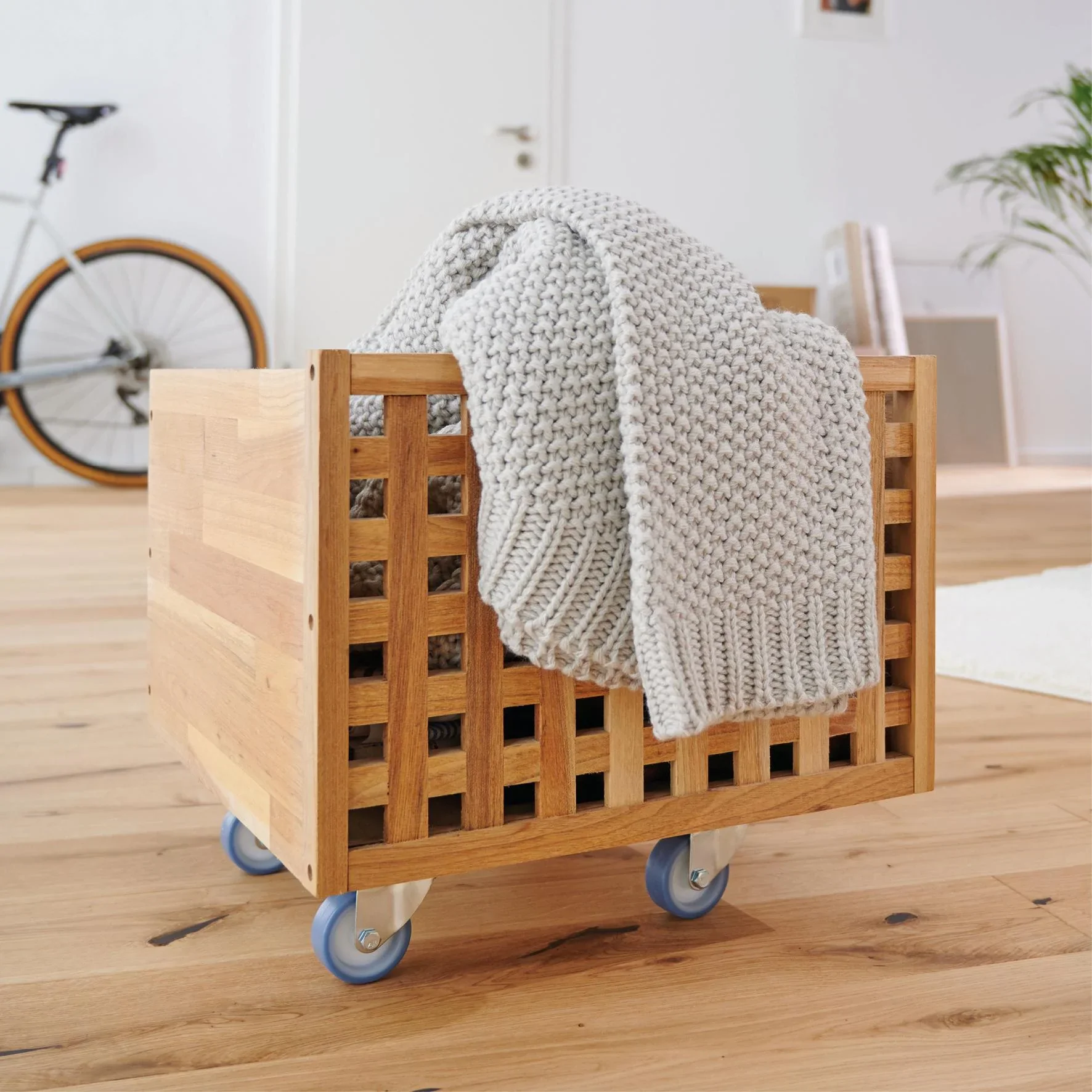 Transporthilfe MM 1353, 29 x 29 x 8,5 cm, softe Rollen Ø 50 mm, Gleitlager, Multiplex Birke FSC®, Tragkraft 250 kg - 0