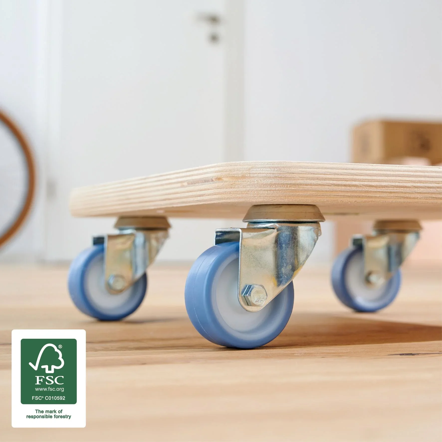 Transporthilfe MM 1353, 29 x 29 x 8,5 cm, softe Rollen Ø 50 mm, Gleitlager, Multiplex Birke FSC®, Tragkraft 250 kg - 1