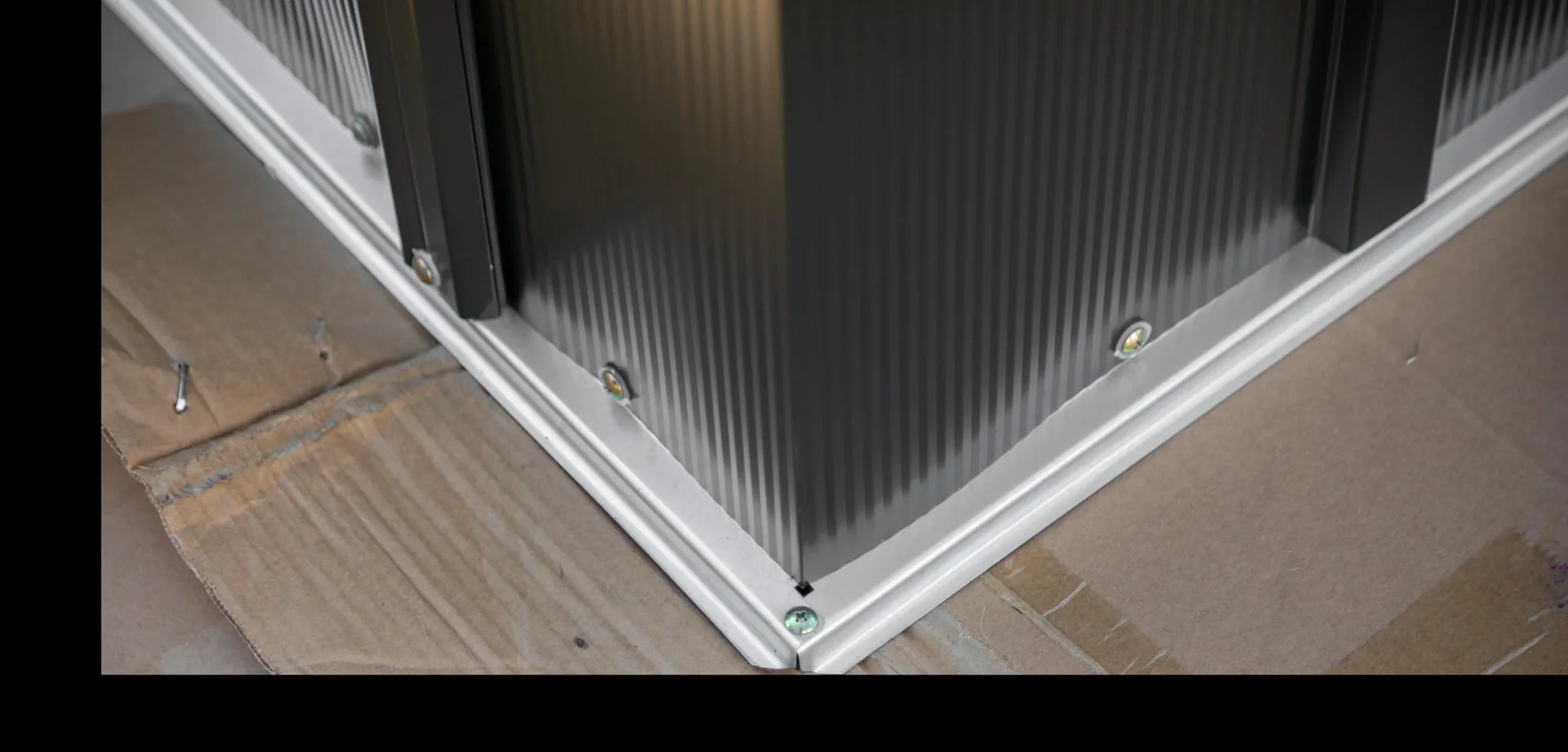 Metallgerätehaus 8x4 onyx schwarz - 7