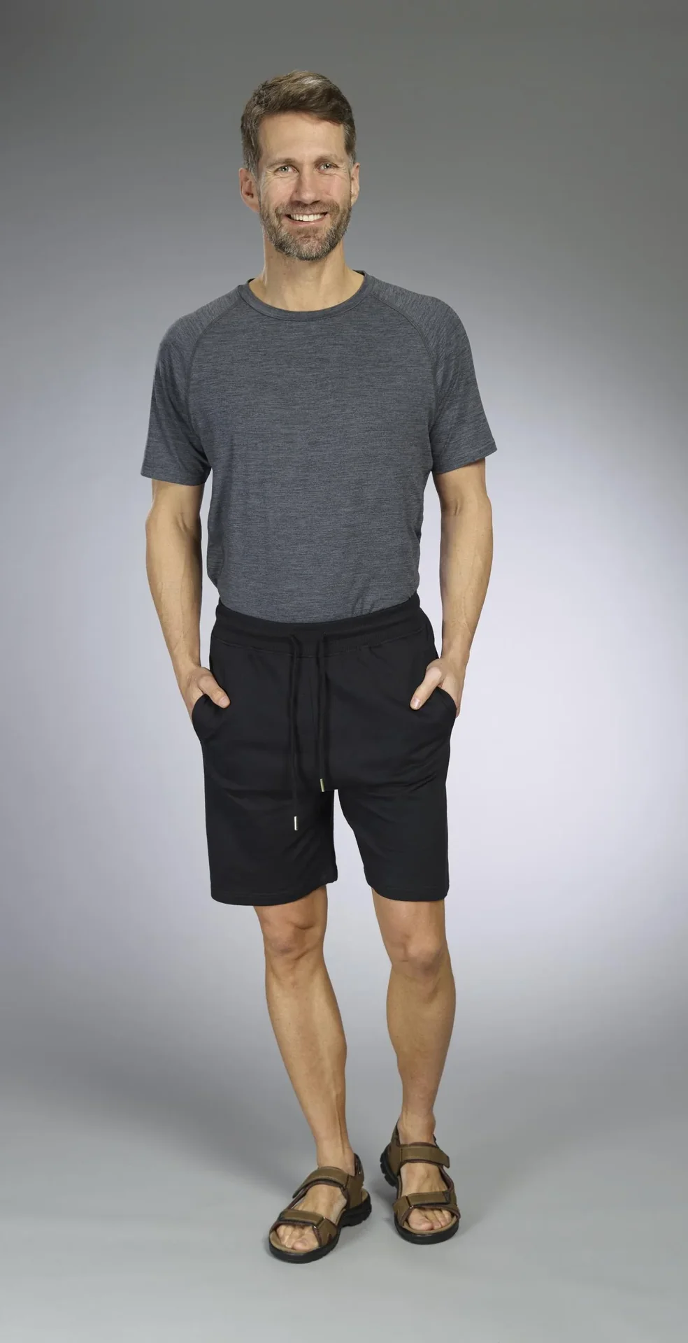 Shorts mit Gummizug, Farbe schwarz, Gr.M - 5