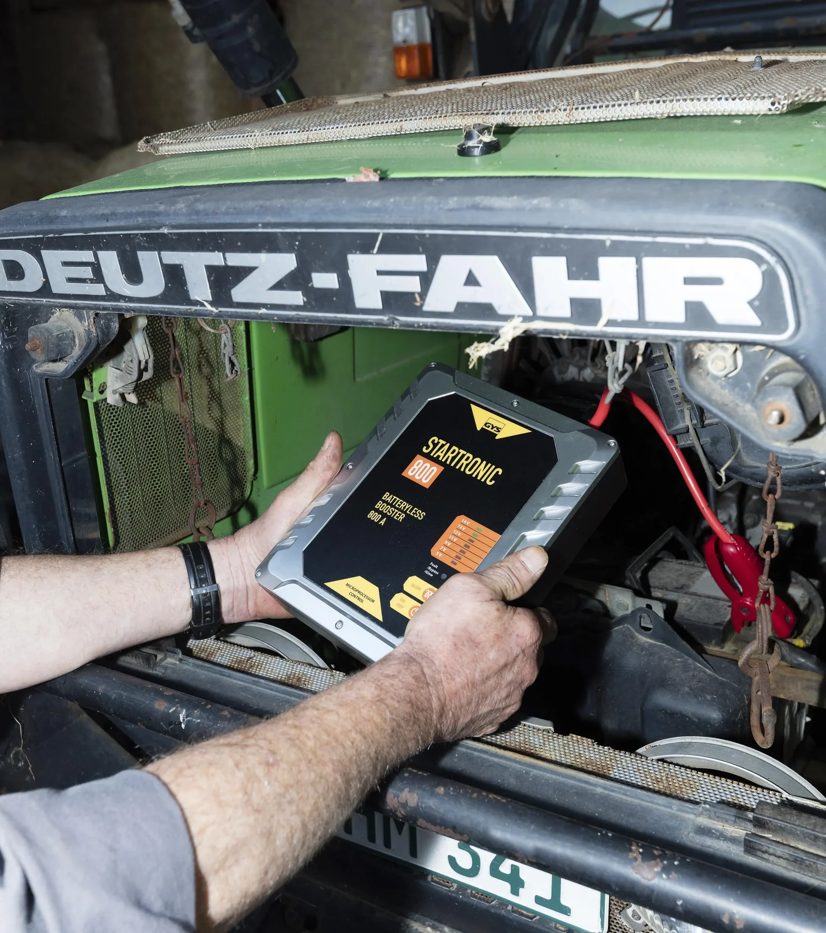 Mobile Starthilfe Startronic 800 A - 12 Volt - 4