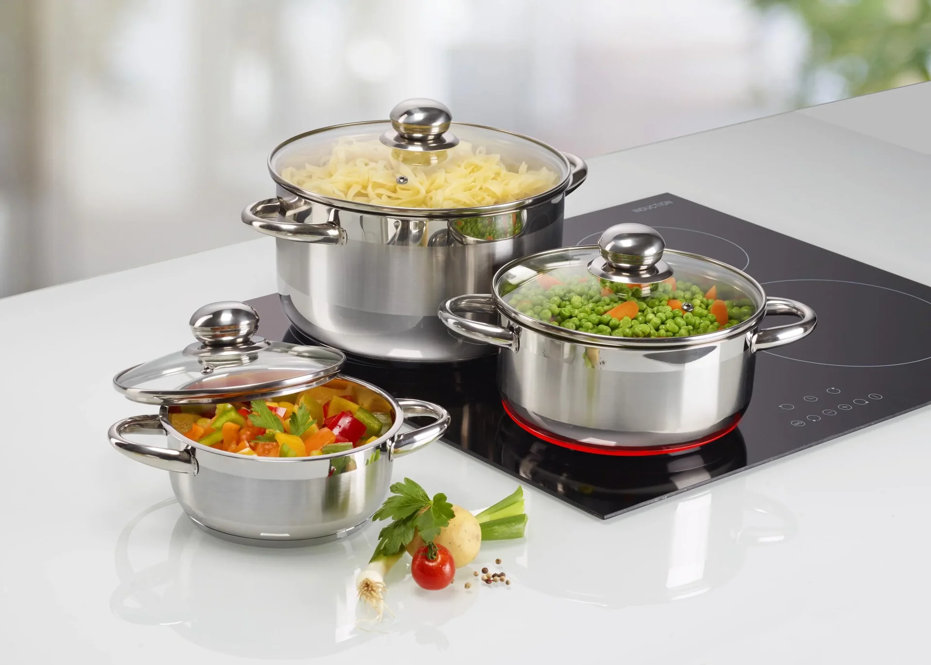 Topfset "Universal" 6-teilig, Edelstahl, Induktionsboden, Liter-Messskala innen - 0