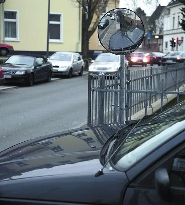 Sicherheitsspiegel / Verkehrs- und Überwachunsspiegel - sicher aus der Garage - 36 cm - 0