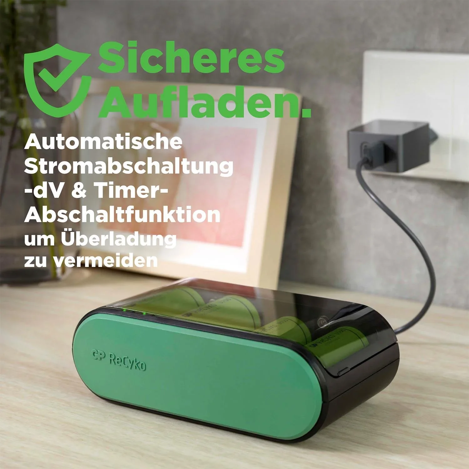 USB Universalladegerät für alle gängigen NiMH Akkus - 8