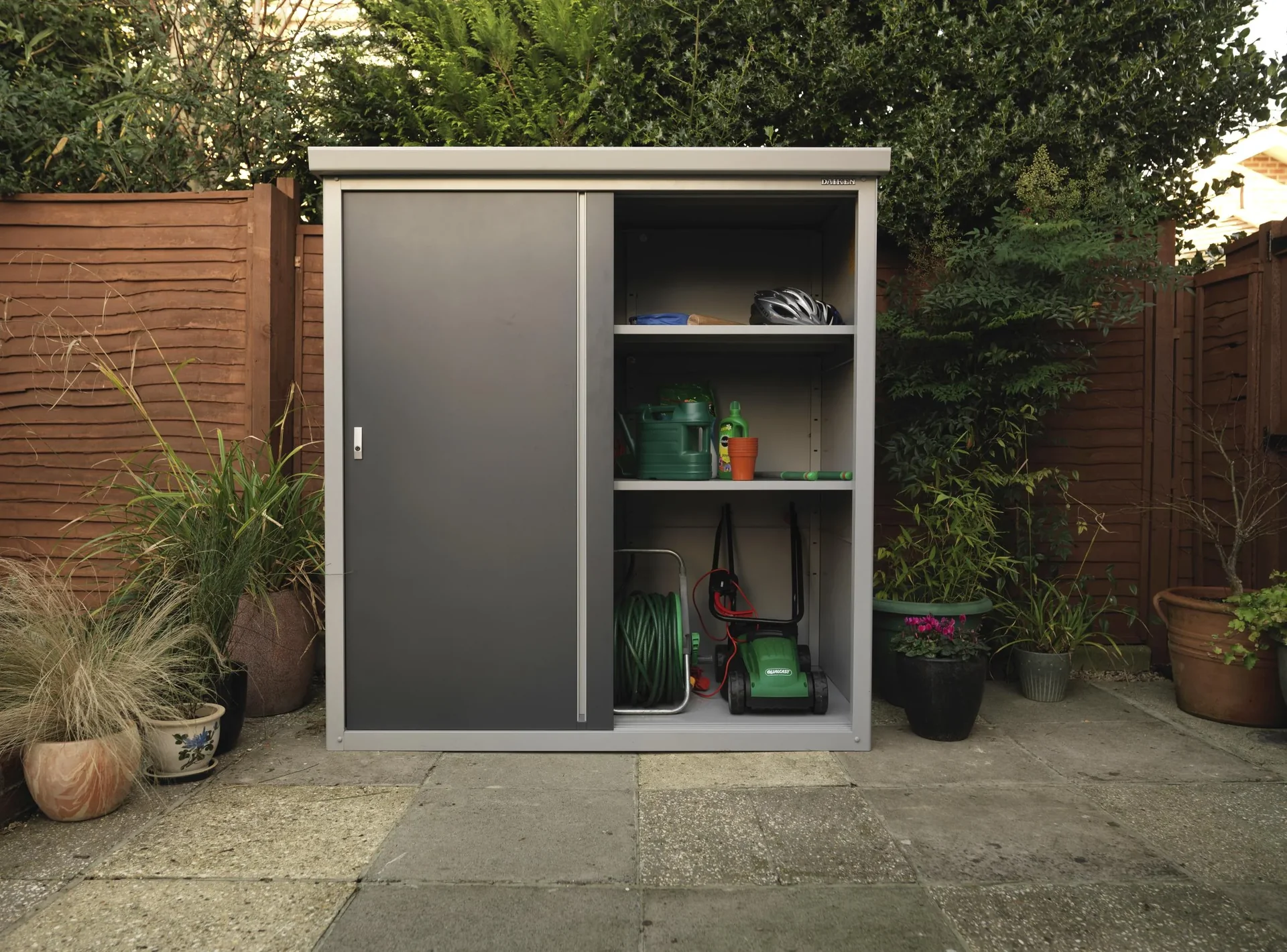 Garten- und Geräteschrank Guardian D63 - 1