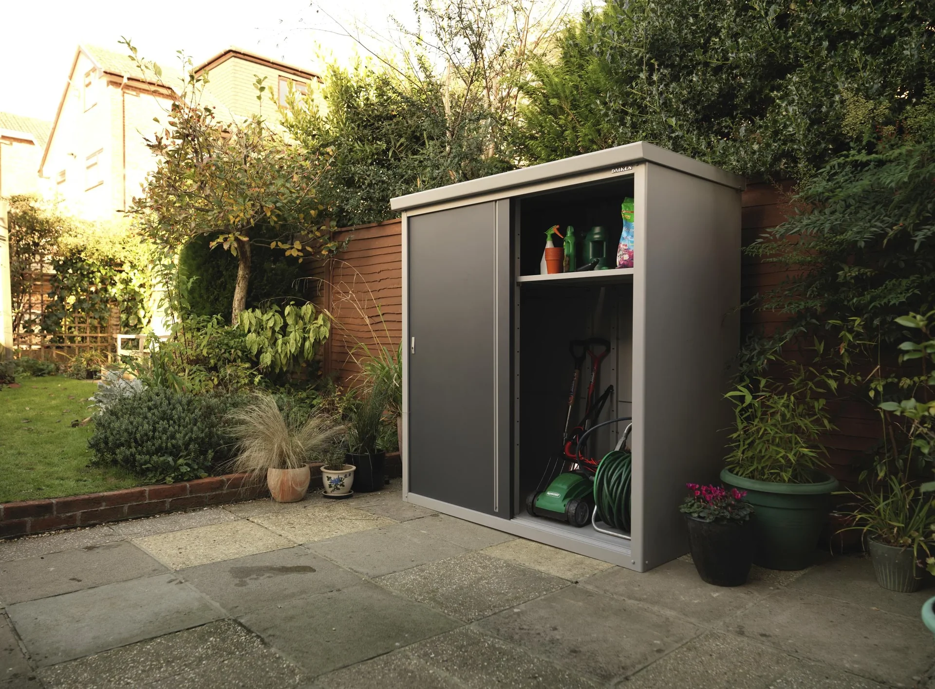 Garten- und Geräteschrank Guardian D63 - 10