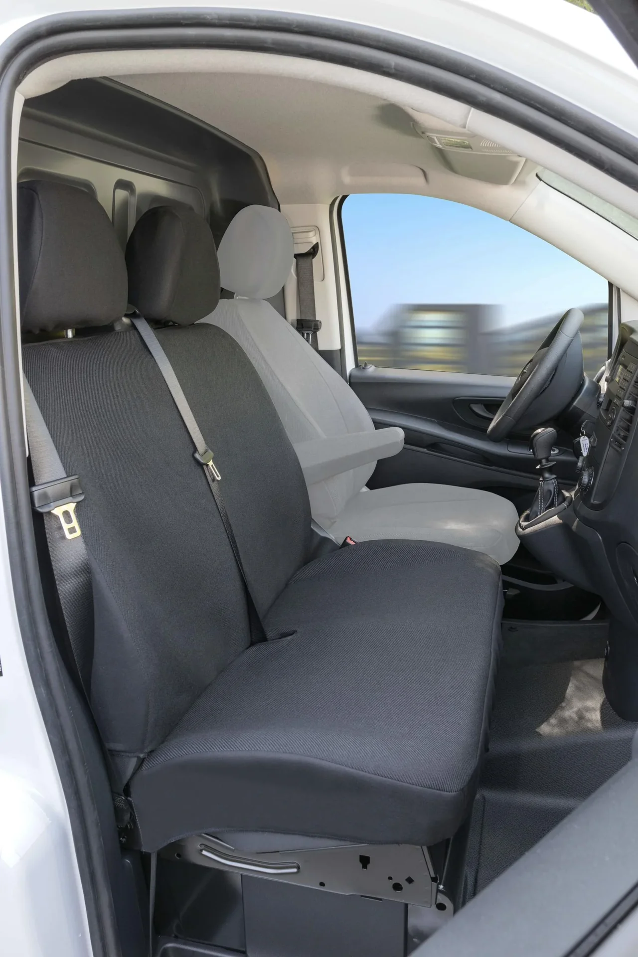Passform Sitzbezüge Mercedes Vito 447 für Doppelbank vorne aus Stoff ab BJ 06/2014 - heute - 1