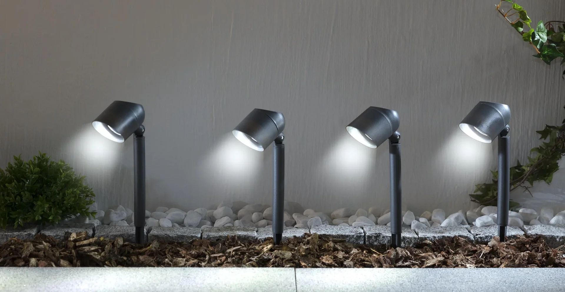 Solar LED Spot Gartenleuchte - 4er Set - 1