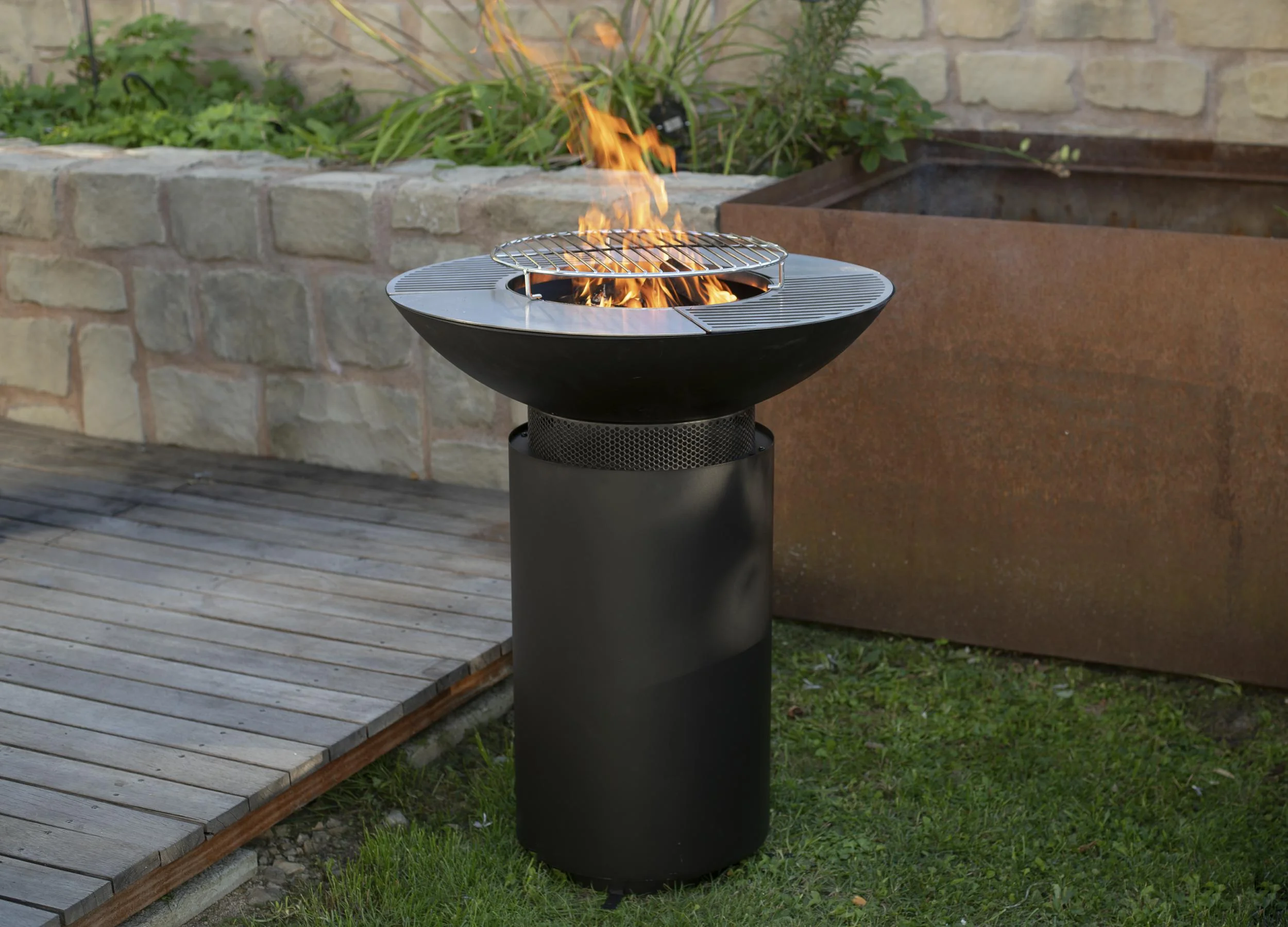 Westmann Grill, Plancha und Feuerplatte schwarz - 0