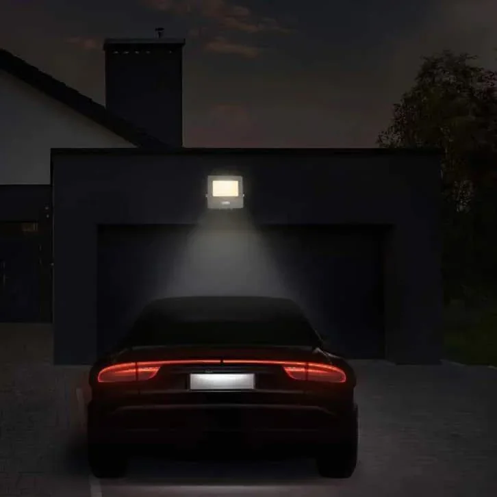 VT-138S LED-Flutlicht mit Sensor - 30 W - 2340 Lm - 3000K - Weiß - 2