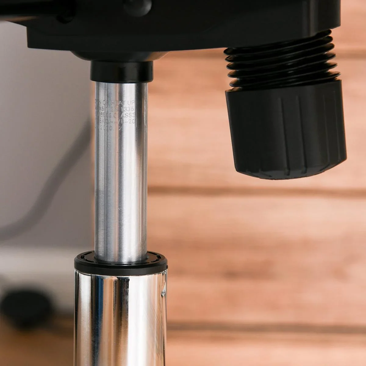 Bürostuhl ergonomisch geformt schwarz - 6