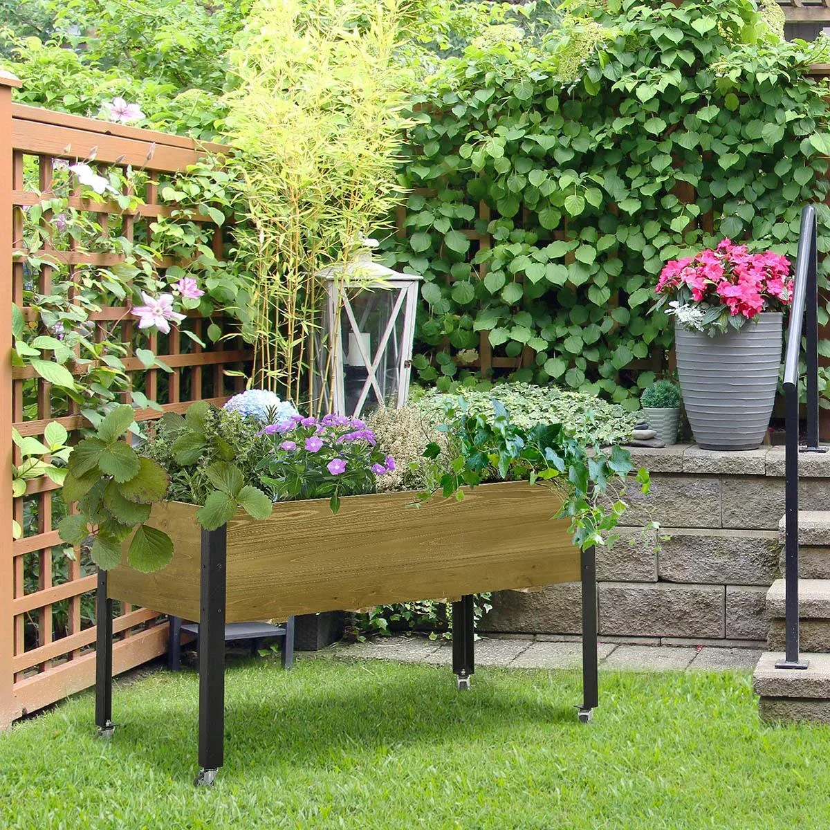 Hochbeet mit Rädern Pflanztisch Blumenkasten mit Abfluss Massivholz Vliesstoff Hellbraun 120 x 60,5 x 66 cm - 1