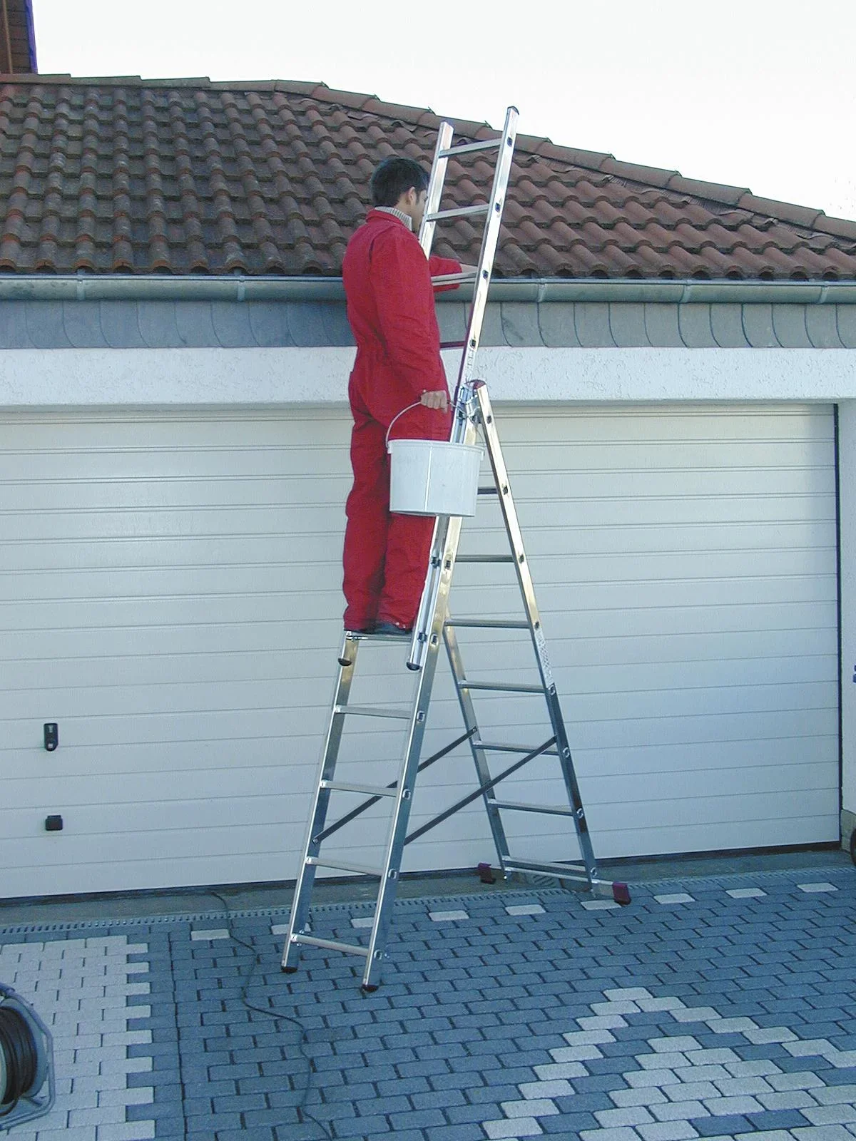 CORDA Vielzweckleiter 3 x 8 Sprossen - 5