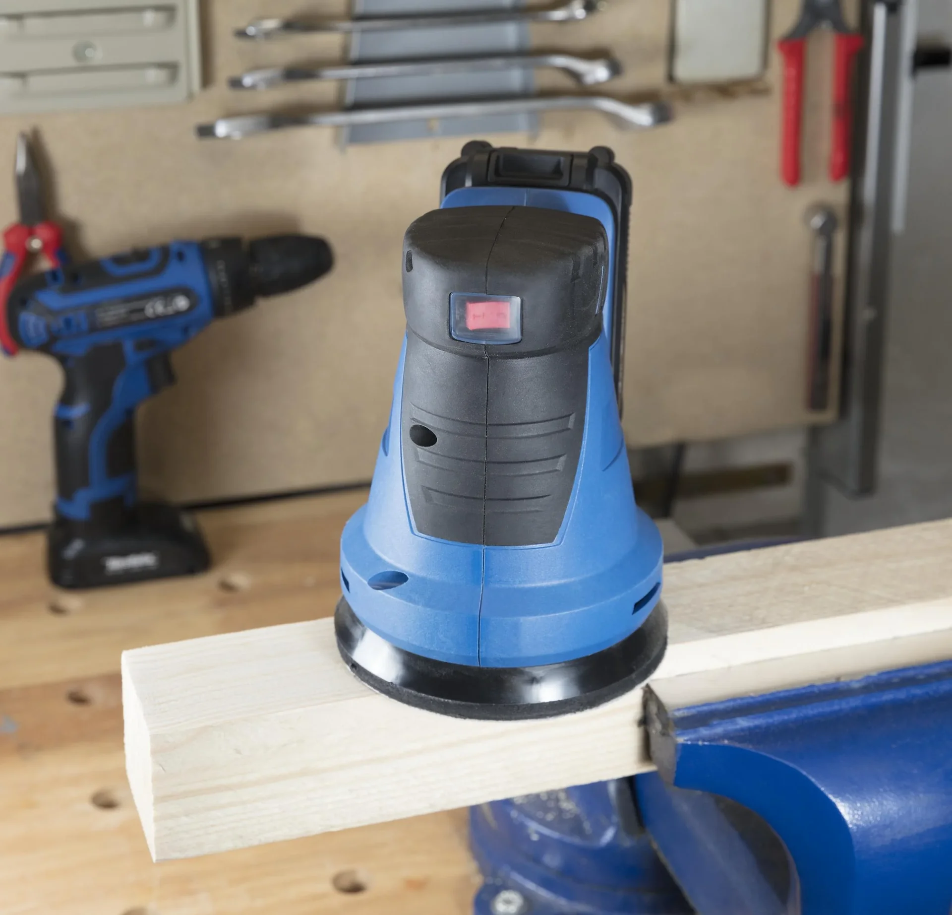 Akku-Exzenterschleifer 18 V Li-Ion AES18 (ohne Akku und Ladegerät) - 1