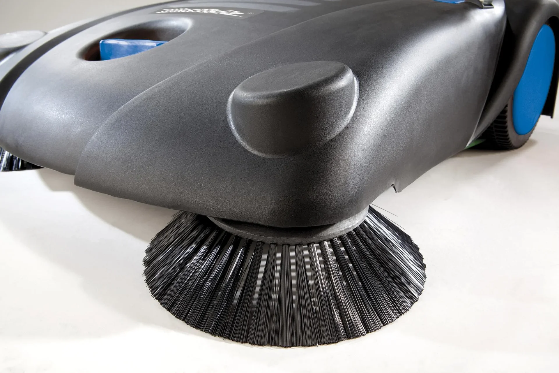 Kehrmaschine, 70 cm Arbeitsbreite, 14 Liter Schmutzbehälter - 1