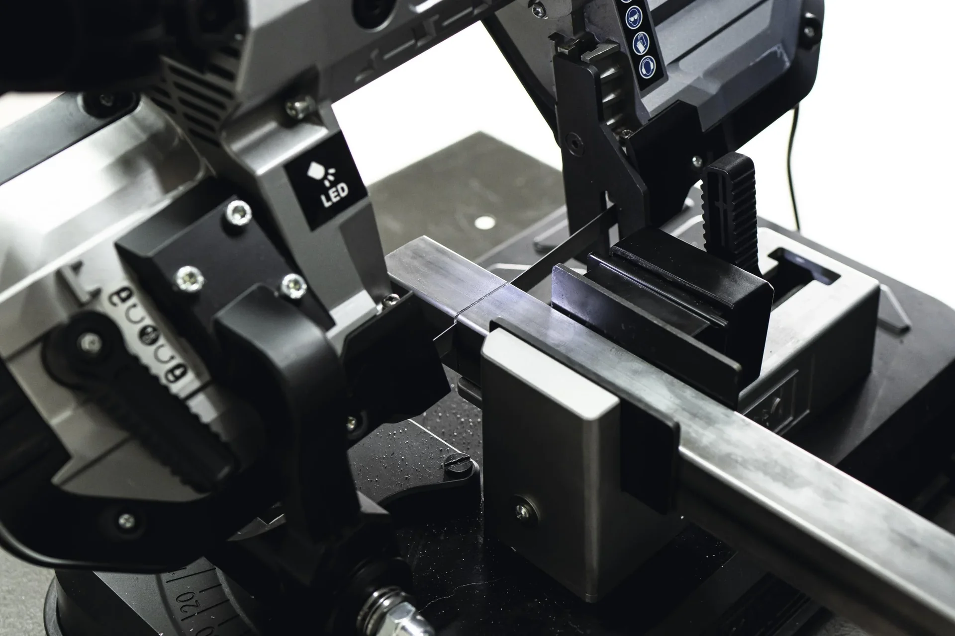 Metallbandsäge MBS1200 - 3