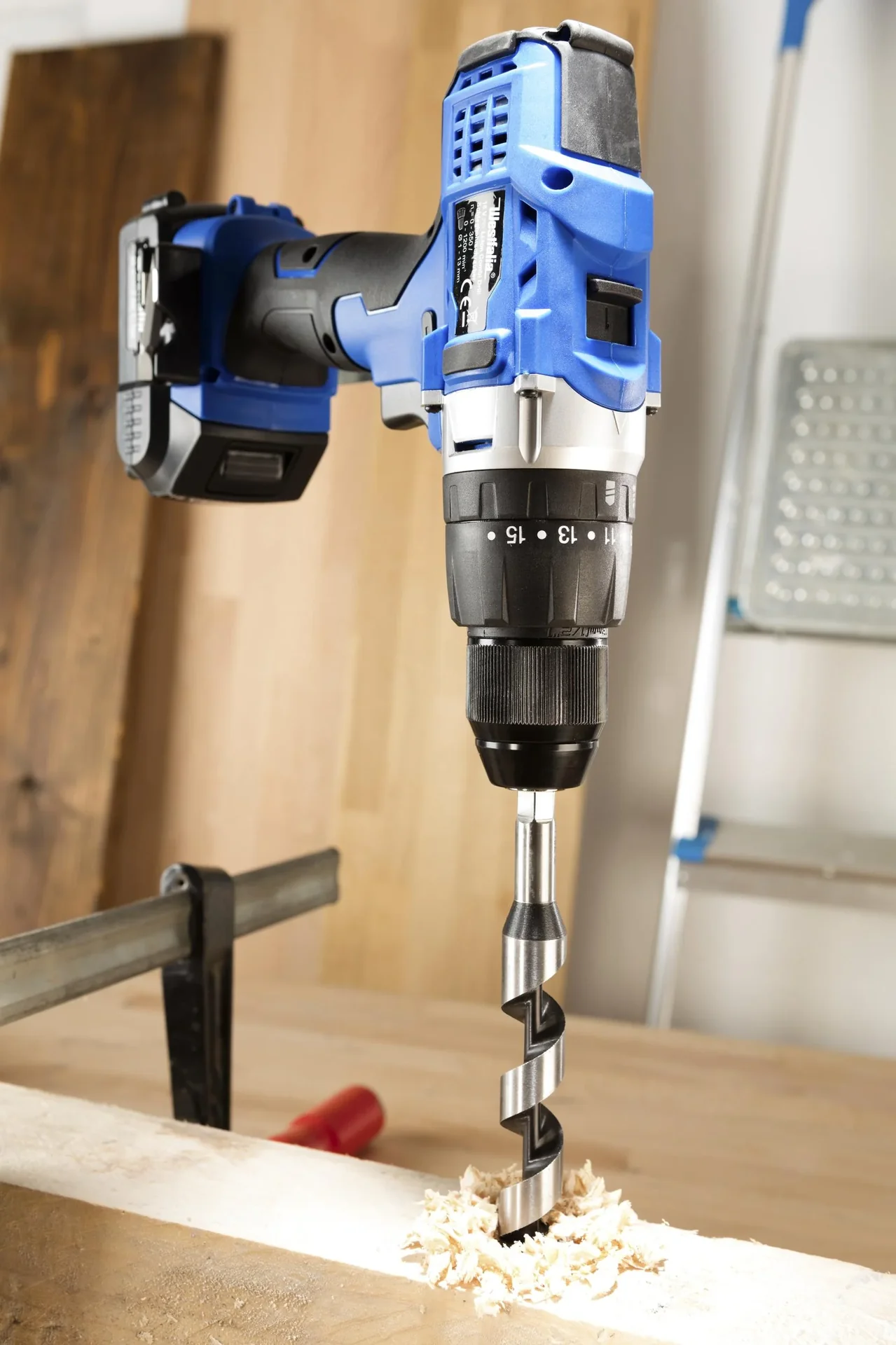 Akku Schlagbohrschrauber 18 V Li-Ion inklusive 2 Akkus (2,0 Ah) + Ladegerät, im Koffer - 4