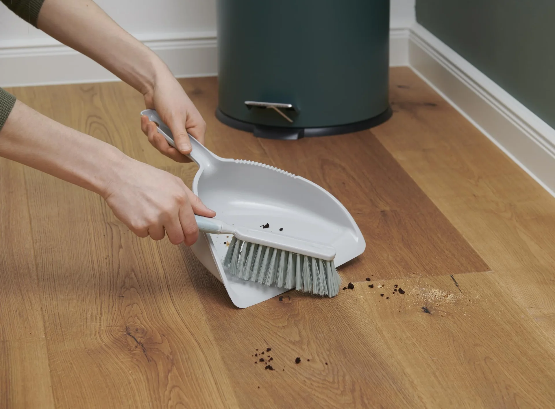 Profi-Reinigungsset, Kehrset, Spülbürste, Reinigungsbürste, Fensterabzieher, 5-teilig - 6