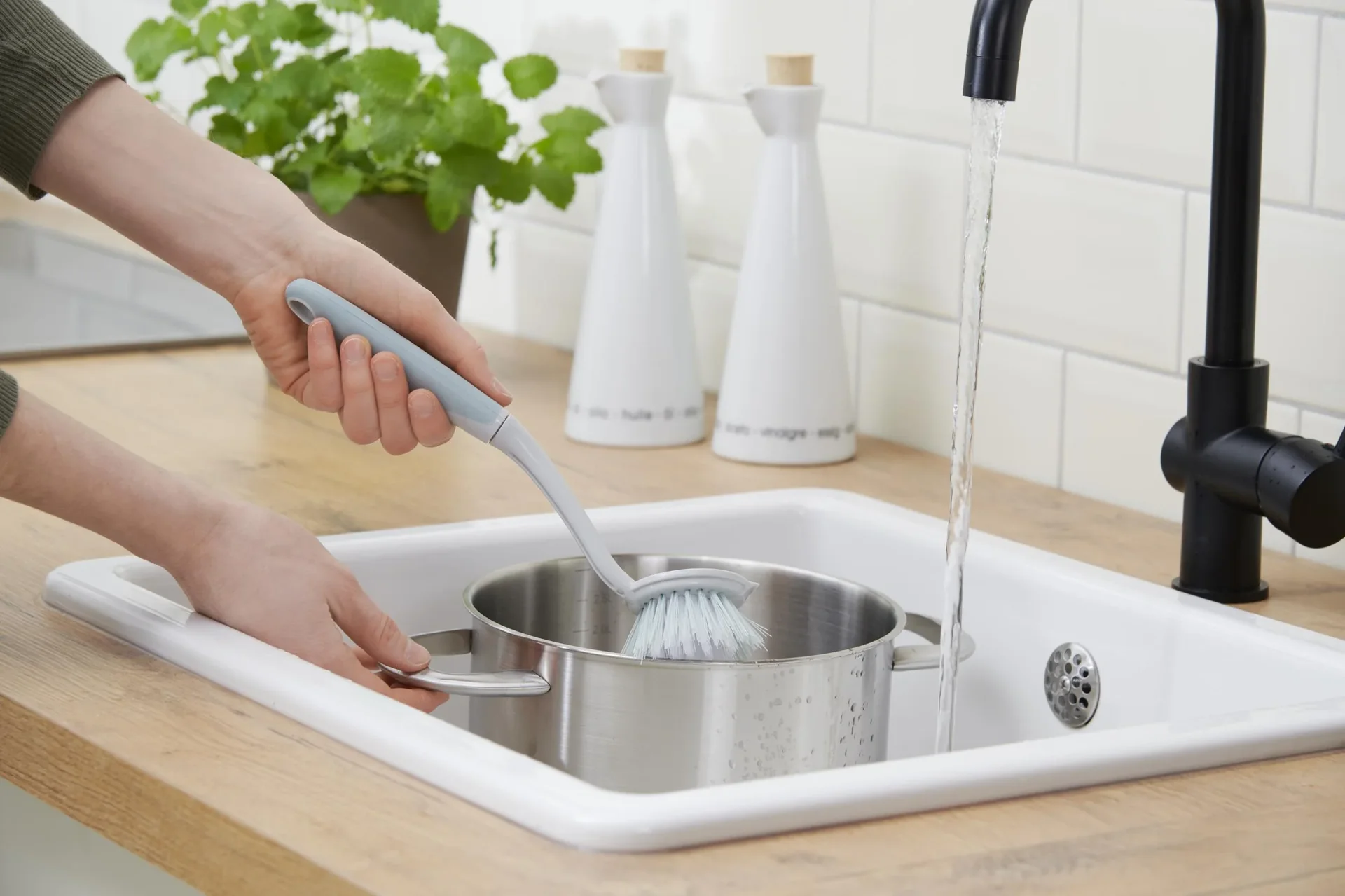 Profi-Reinigungsset, Kehrset, Spülbürste, Reinigungsbürste, Fensterabzieher, 5-teilig - 7