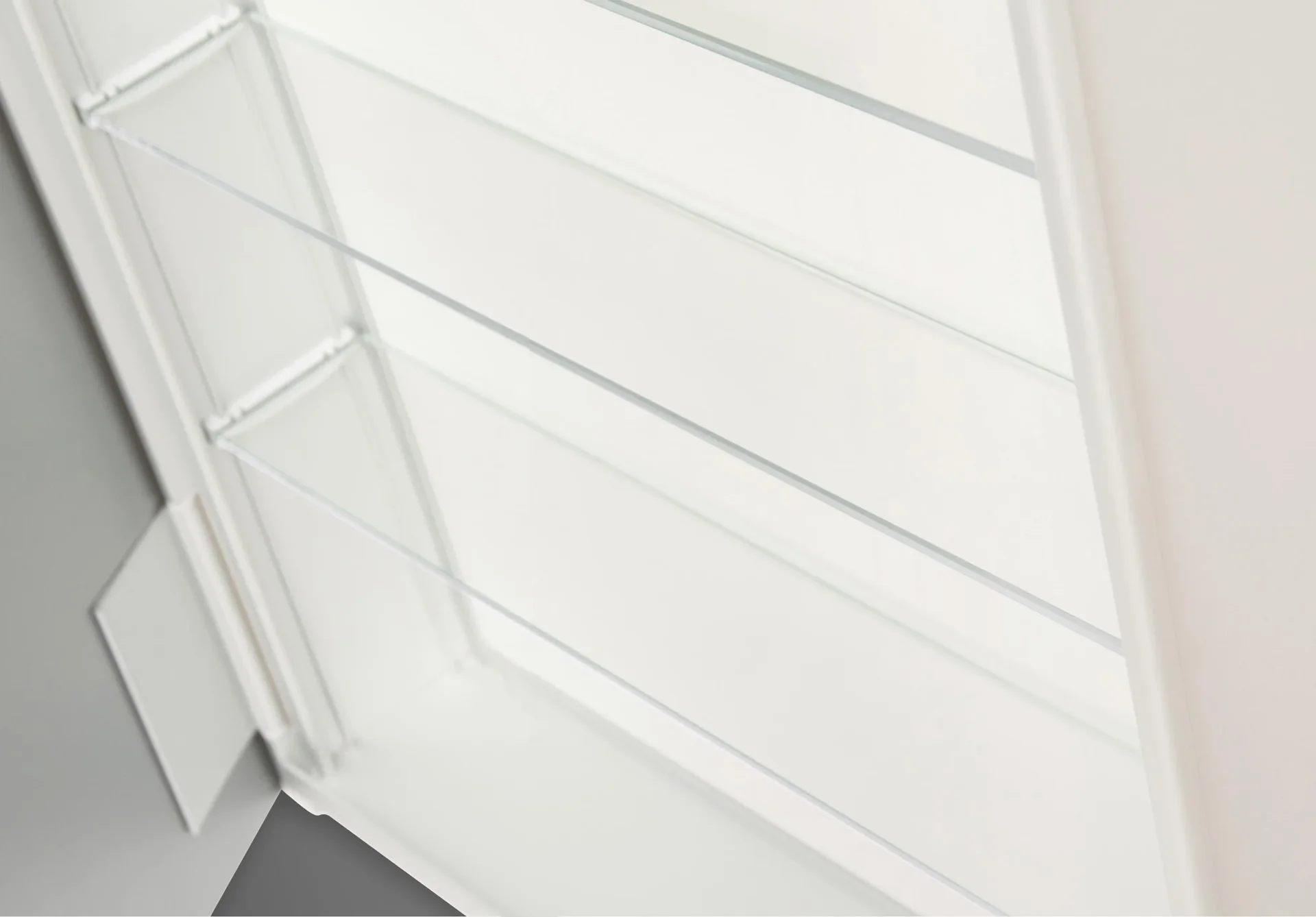 Spiegelschrank Bad mit Beleuchtung, "Mirage" - 50 x 60 cm - Lichtfarbe neutralweiß - Aluminiumkorpus - 6