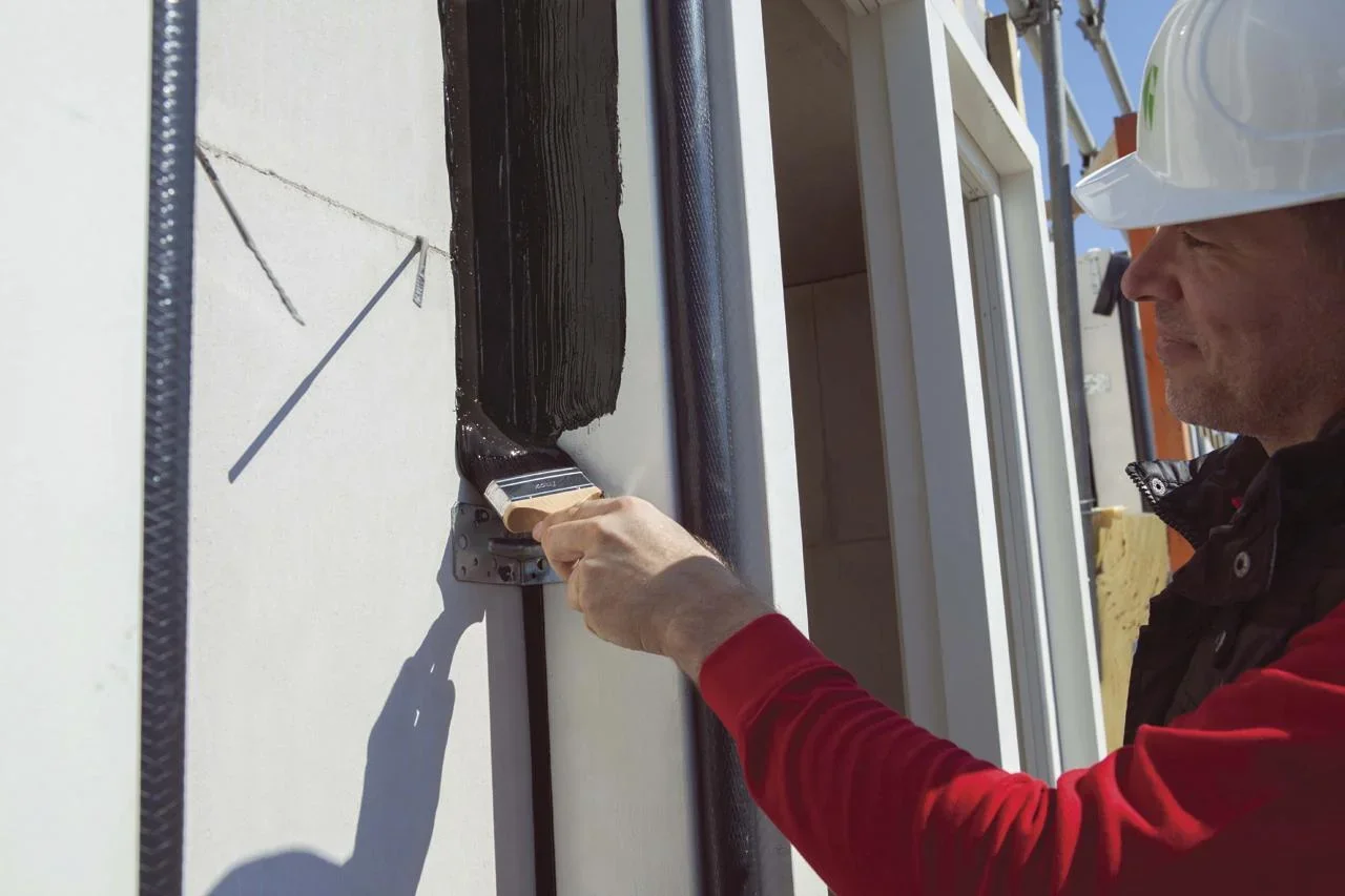 Dicht- u. Schutzanstrich, flexibler Universalanstrich, schwarz, 1 L-Eimer - 2