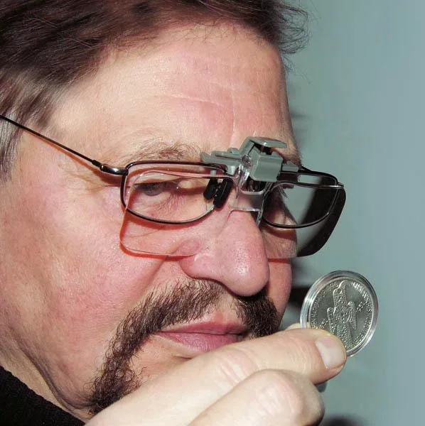 Brillenlupenvorsatz mit 2-fach Vergrößerung mit Clip - 0