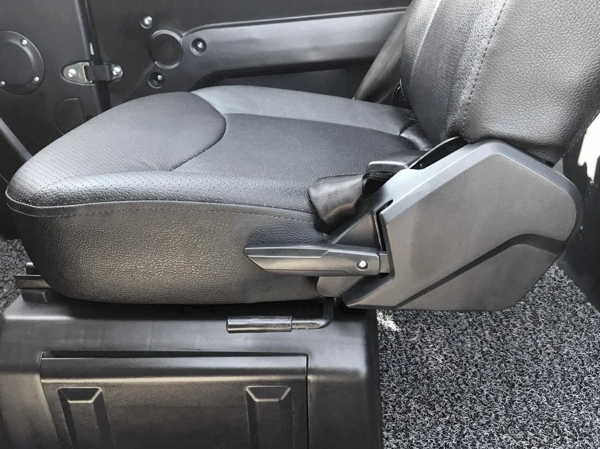 3-Rad E-Kabinenfahrzeug eLizzy Premium 25 km/h silber, mit Vor-Ort-Einweisung - 6