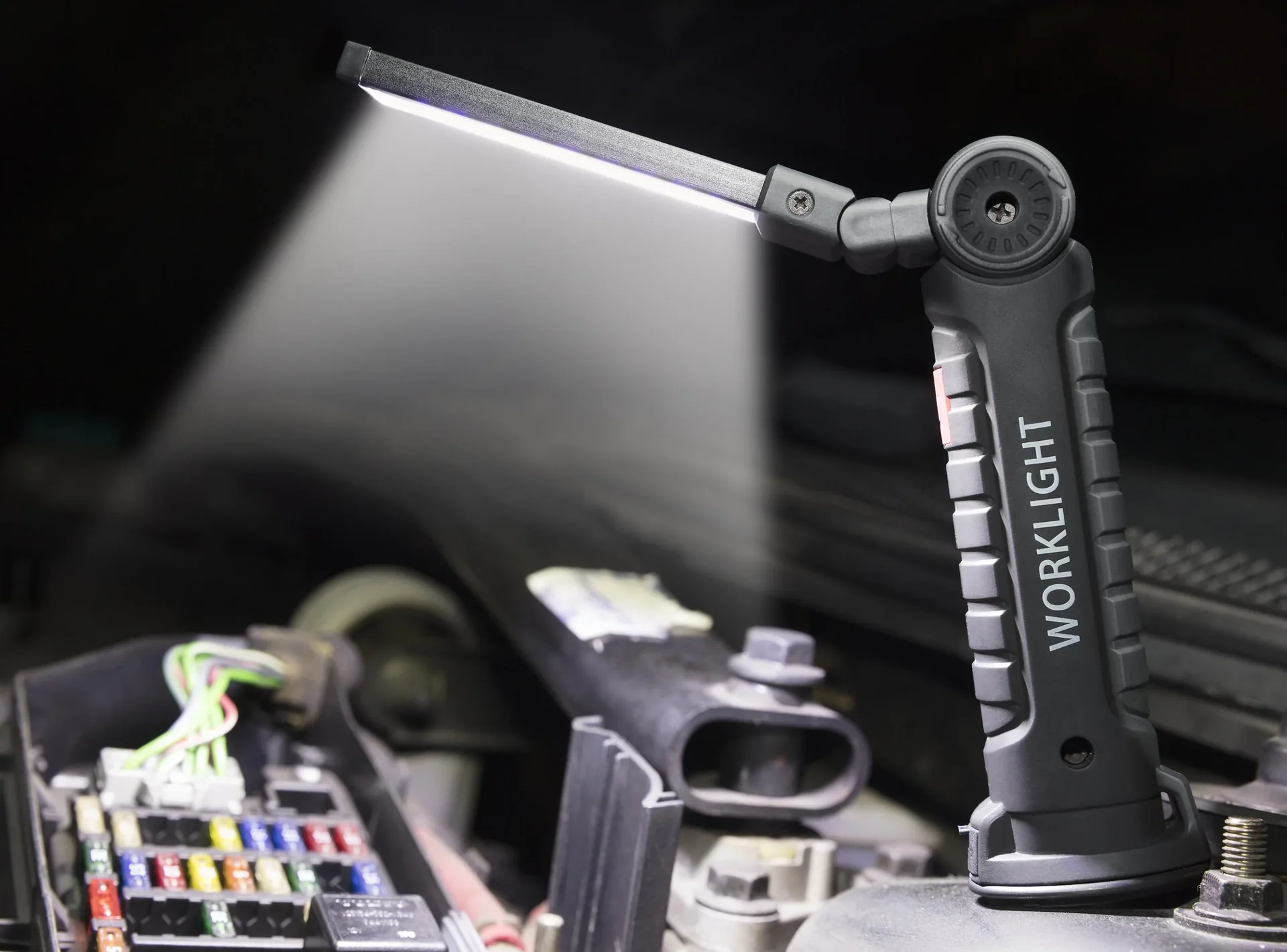 Arbeitslicht samt schwenkbarem Arm, wiederaufladbar - 2