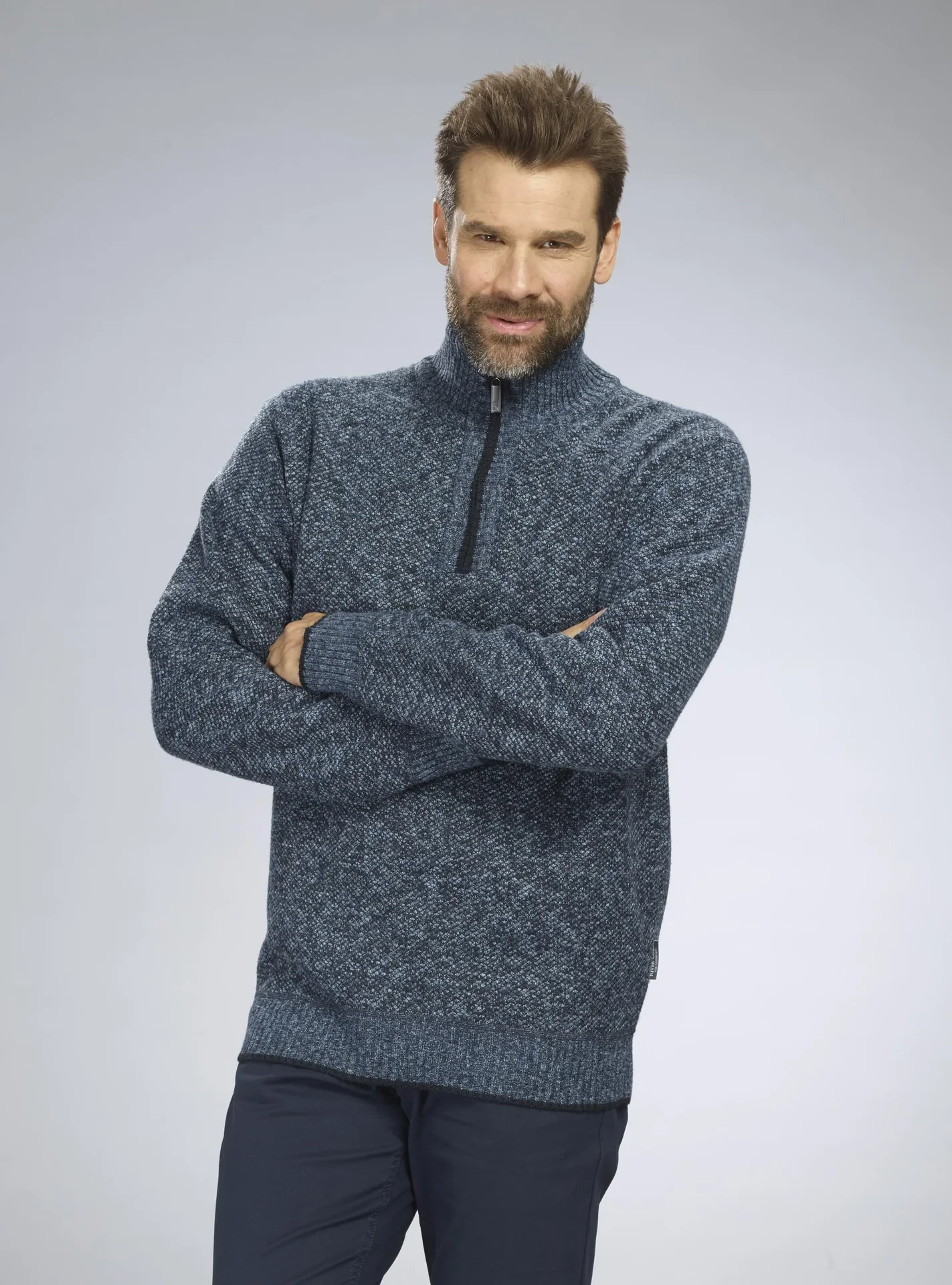 Strickpullover, Farbe marine, Gr.M - 0