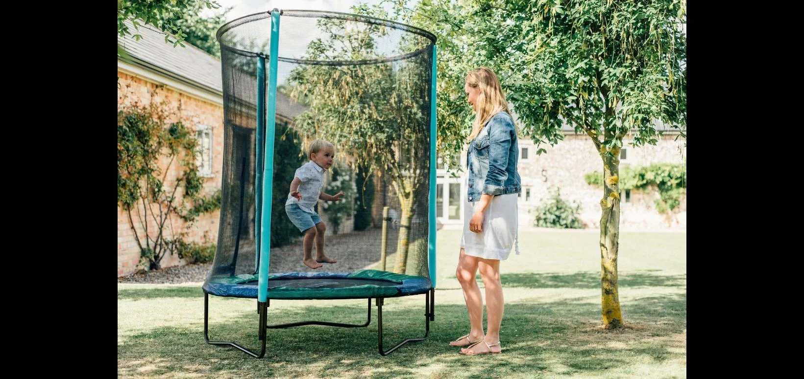 Trampolin Junior 140 cm mit Sicherheitsnetz, Outdoor-Trampolin für Kinder, Durchmesser 140 cm, rund, Wende-Design - 3