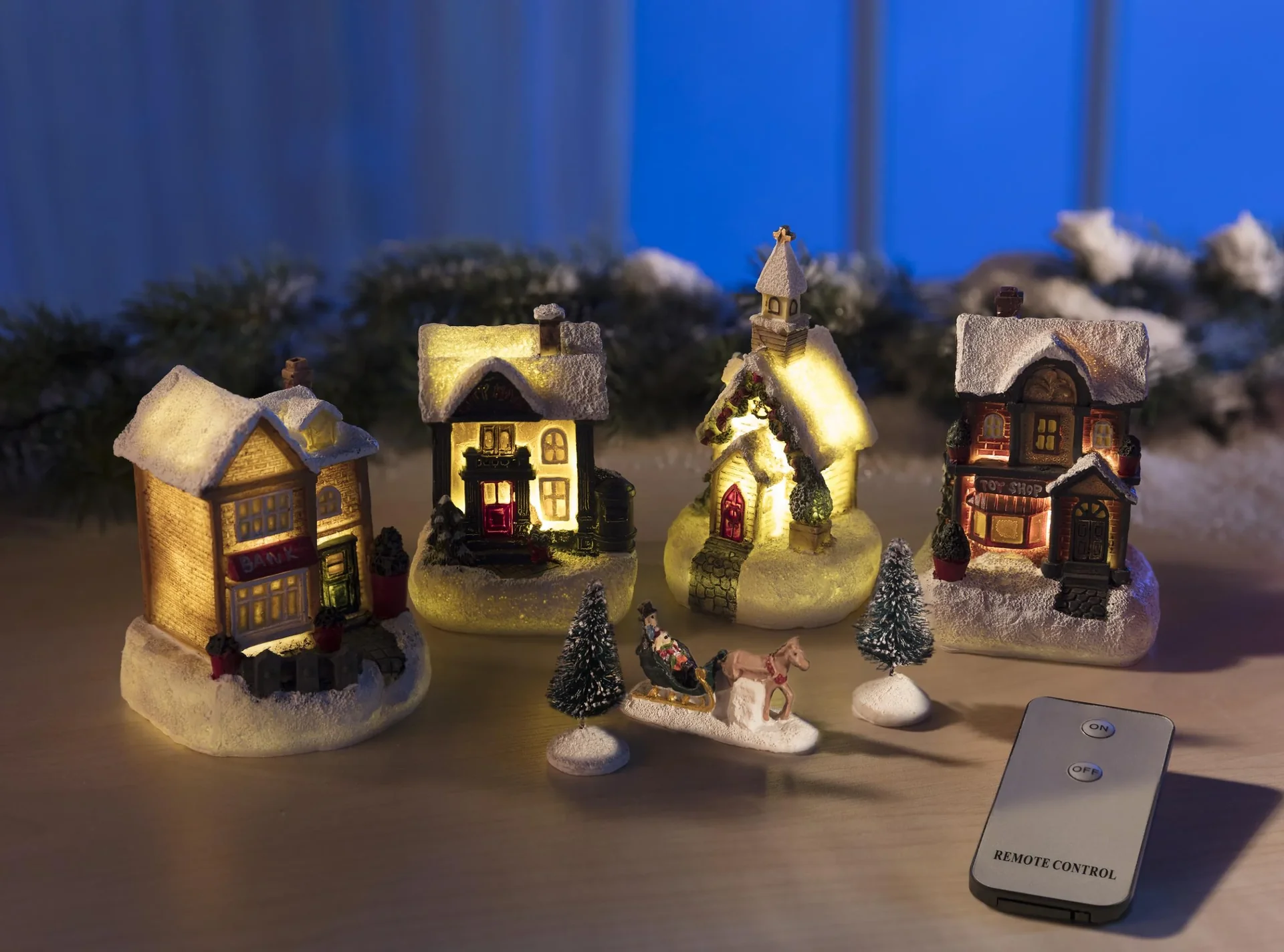 Weihnachtsszene 7-teilig mit Fernbedienung - 1