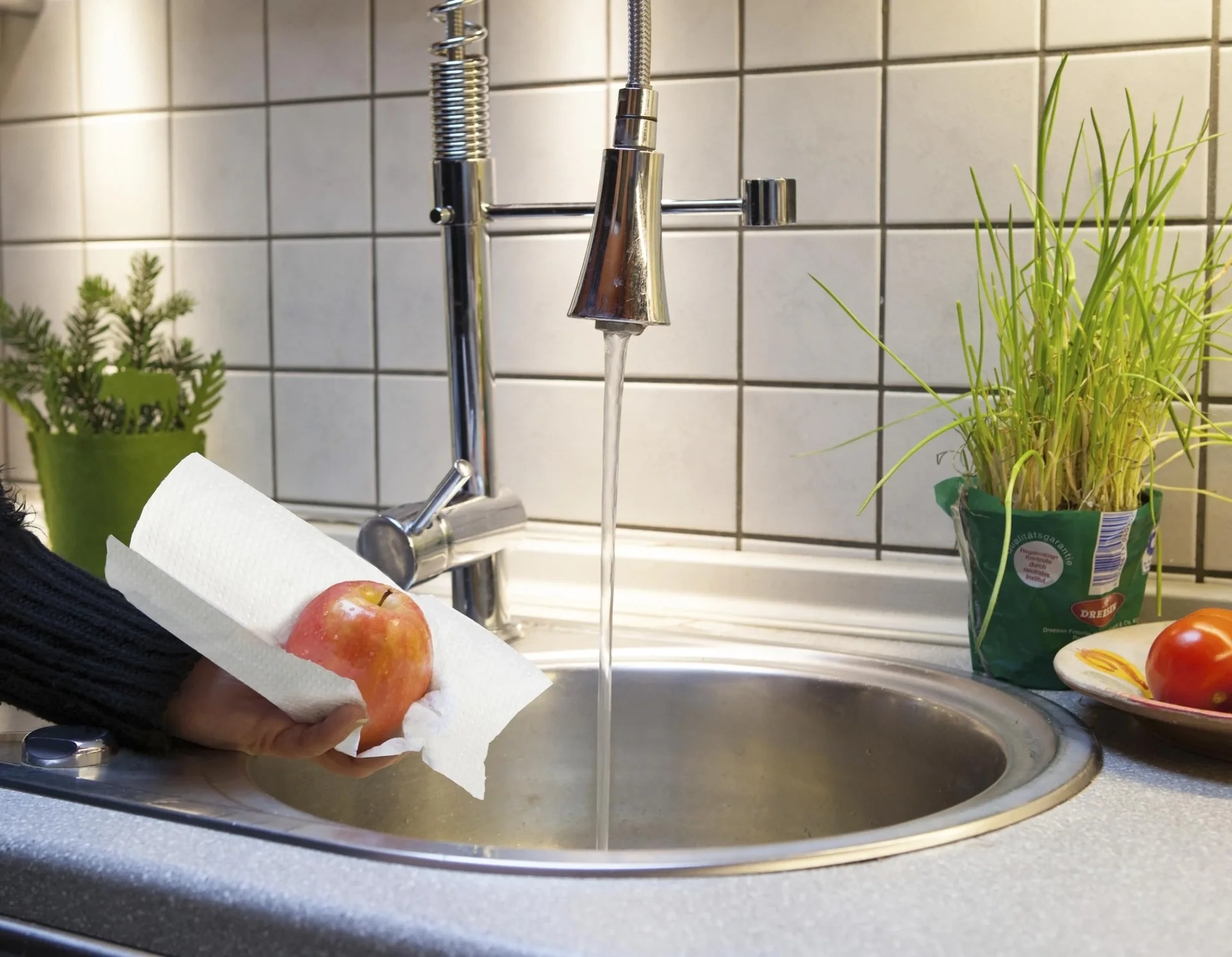 Putzrolle "Home & Hobby", weiß, 2-lagig, 500 Blatt - 1