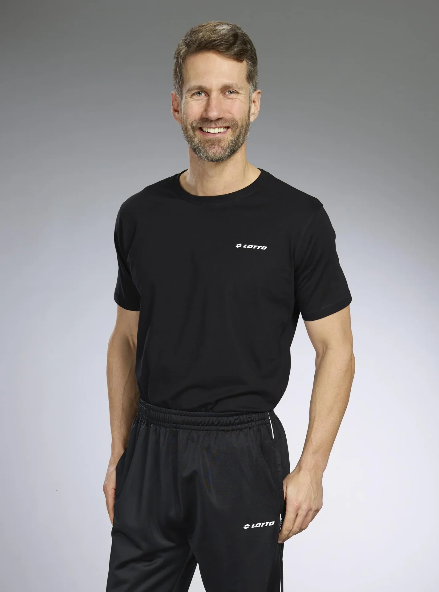 Sporthose, Farbe schwarz, Gr.M - 6