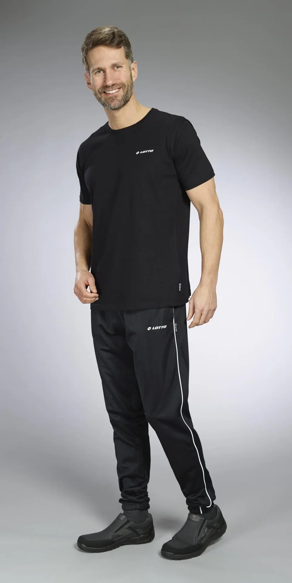 Sporthose, Farbe schwarz, Gr.M - 8