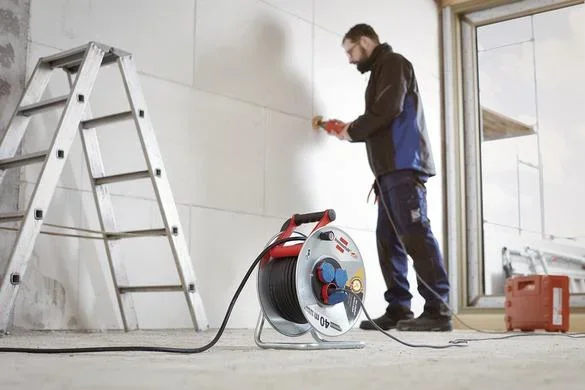 Kabeltrommel Garant S IP44, Durchmesser 290mm, Stahlblech, ölbeständiges Kabel, 25m - 6