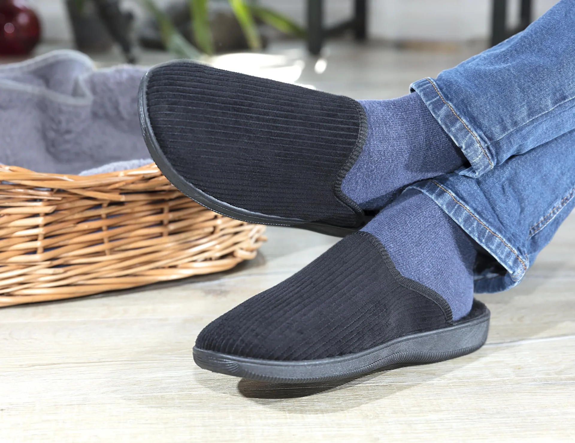 Pantoffel, Farbe schwarz, Gr.40 - 4