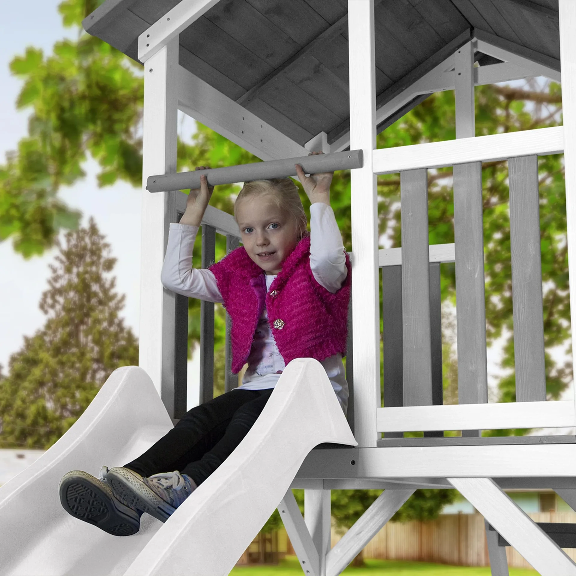 Beach Tower Spielturm mit Klettergerüst und Doppelschaukel - Weiße Rutsche - 2